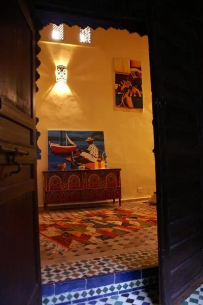 Decorative detail in Riad Felloussia