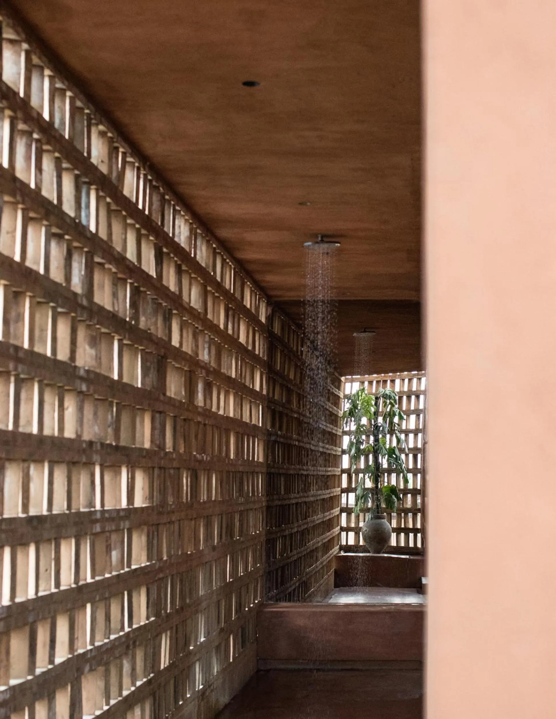 Shower in Further Hotel