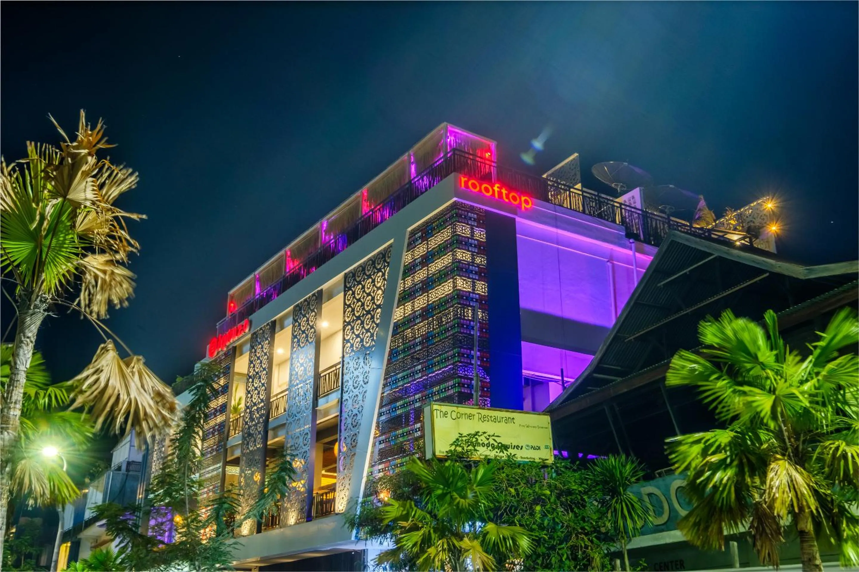 Property building in DEJAVU 2.0 HOTEL BAJO KOMODO