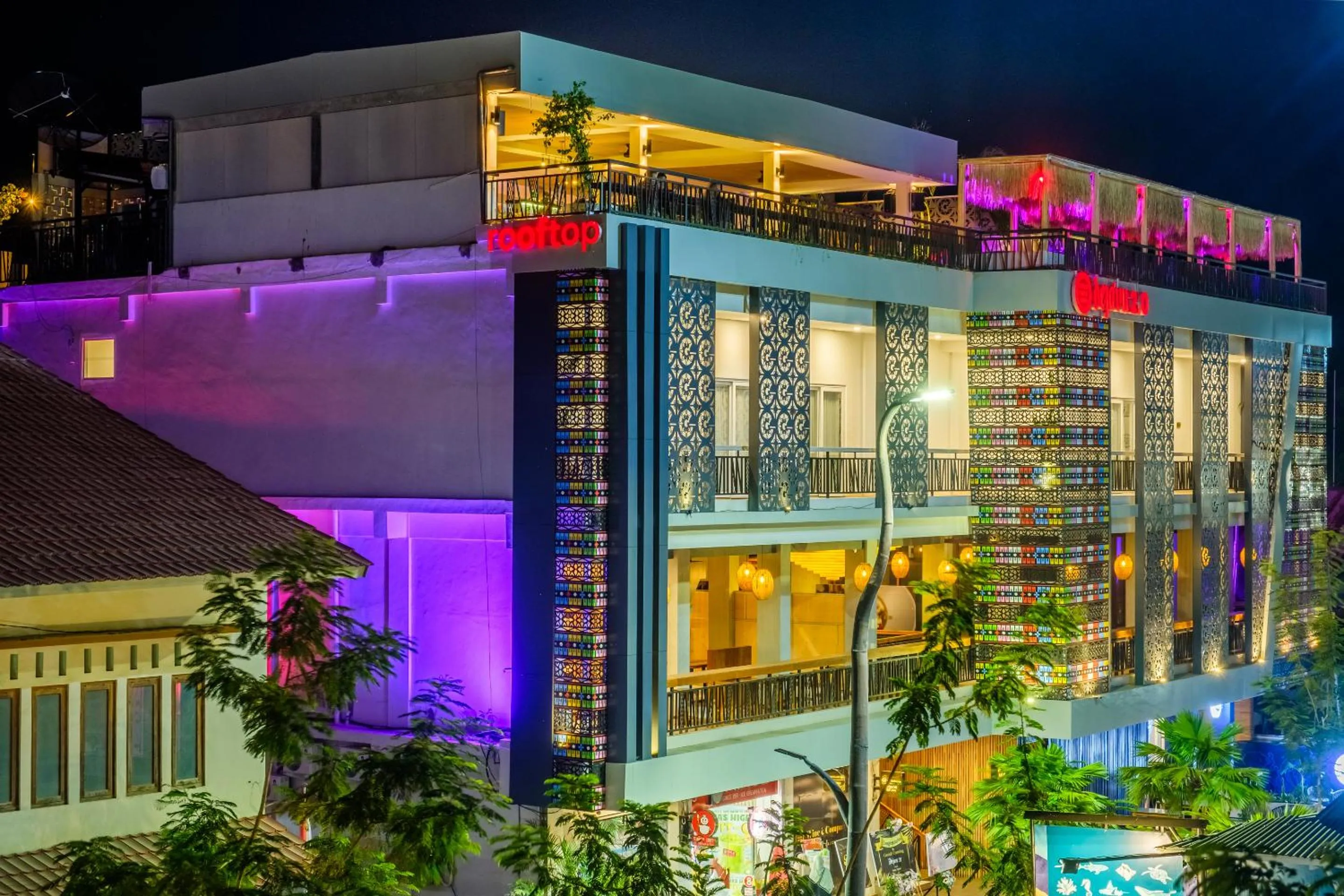 Property building in DEJAVU 2.0 HOTEL BAJO KOMODO