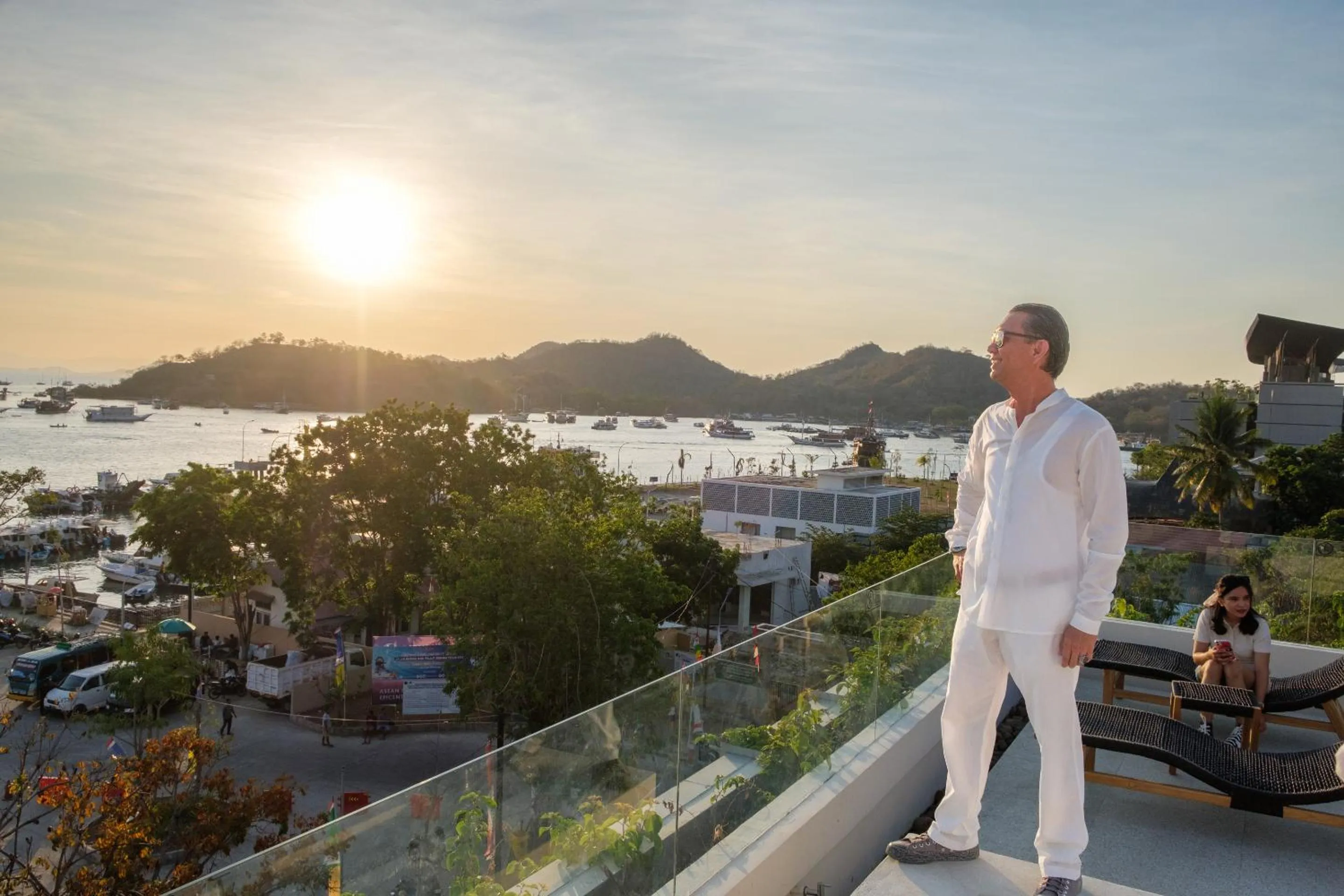 Nearby landmark in DEJAVU 2.0 HOTEL BAJO KOMODO