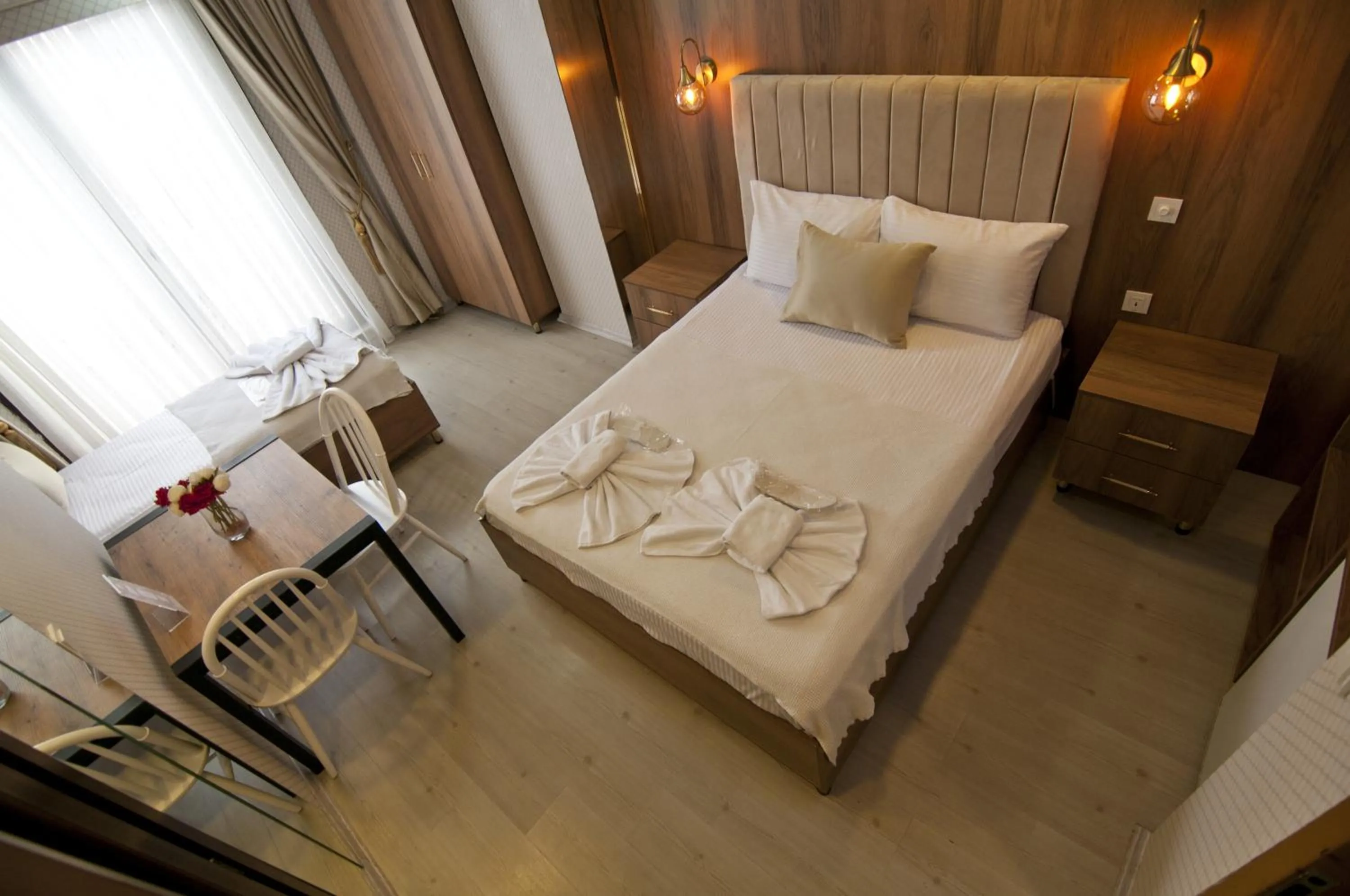 Shower, Bed in IMMORTELLE HOTEL