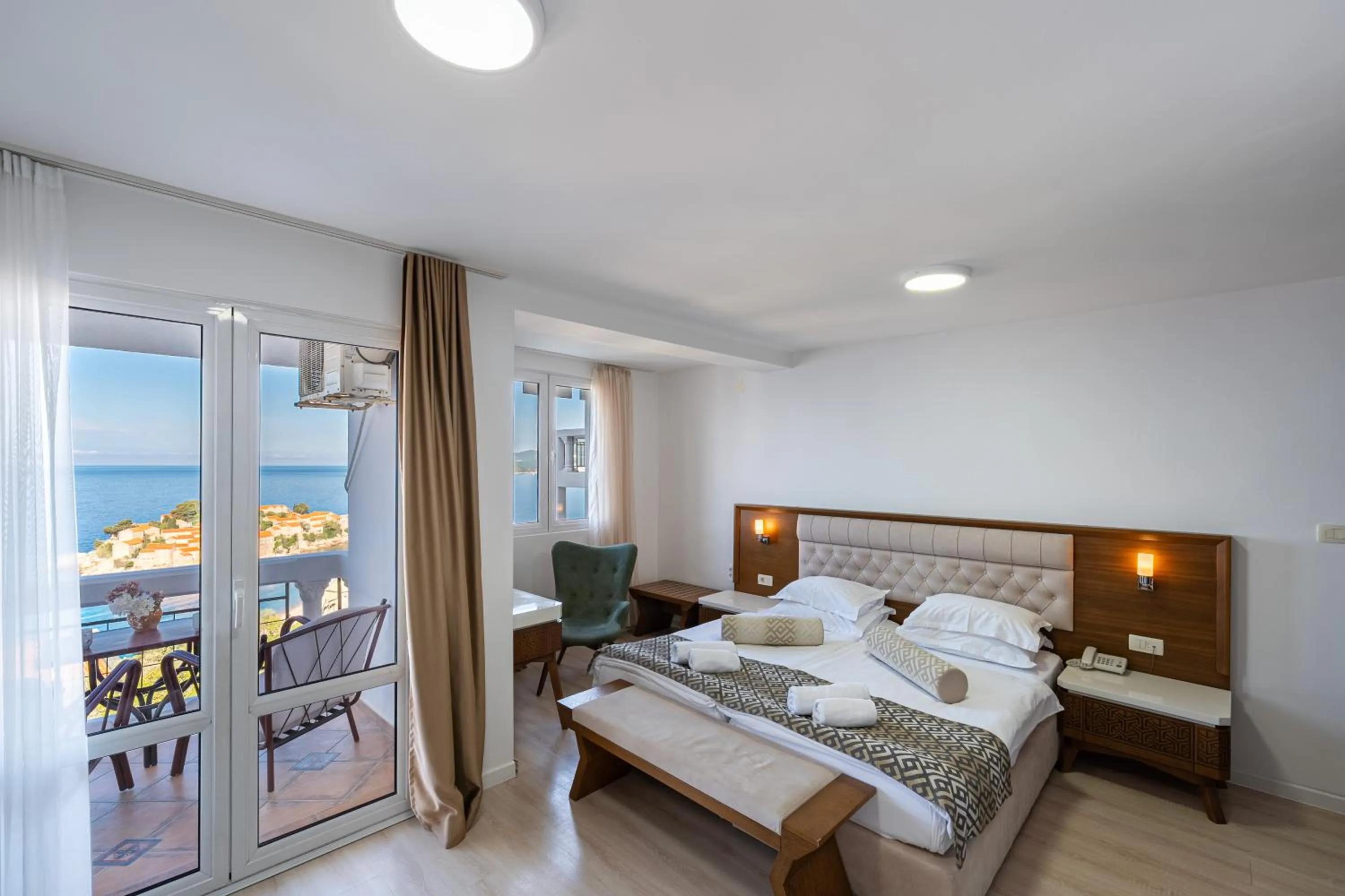 Bed in Hotel Adrović