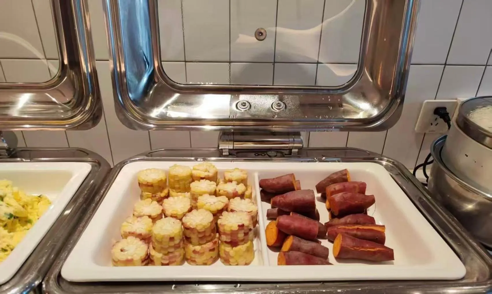 Breakfast in 丽怡酒店 台山东门店 Country Inn & Suites by Radisson - Taishan East Branch