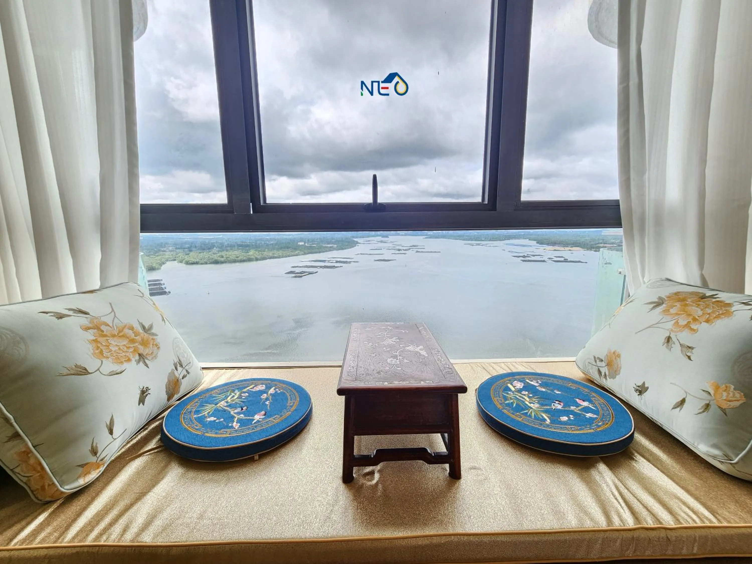 Bed in Country Garden Danga Bay InStyle Sea View Homestay Suite by NEO