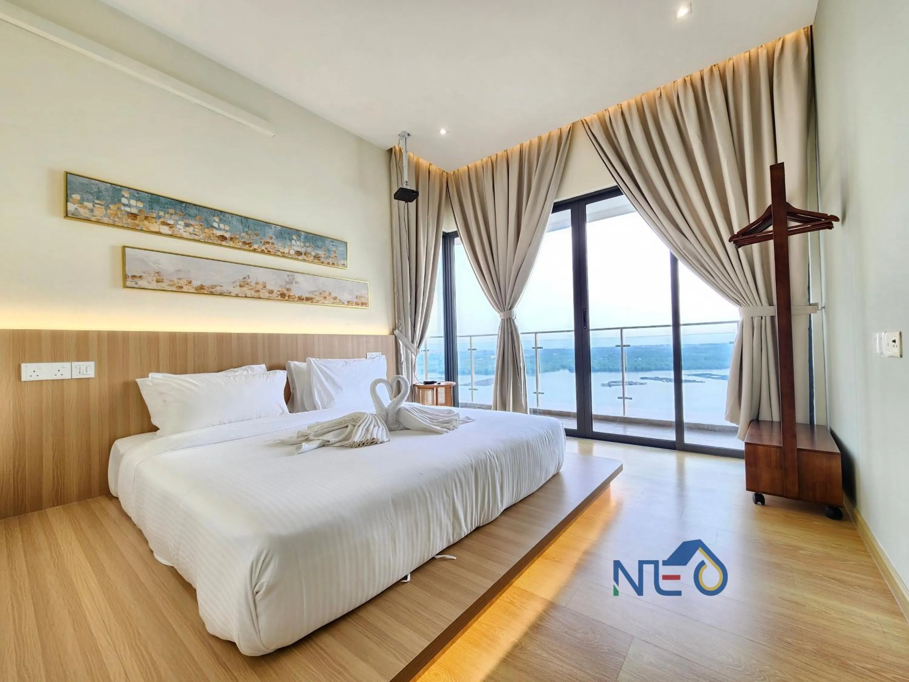 Bed in Country Garden Danga Bay InStyle Sea View Homestay Suite by NEO
