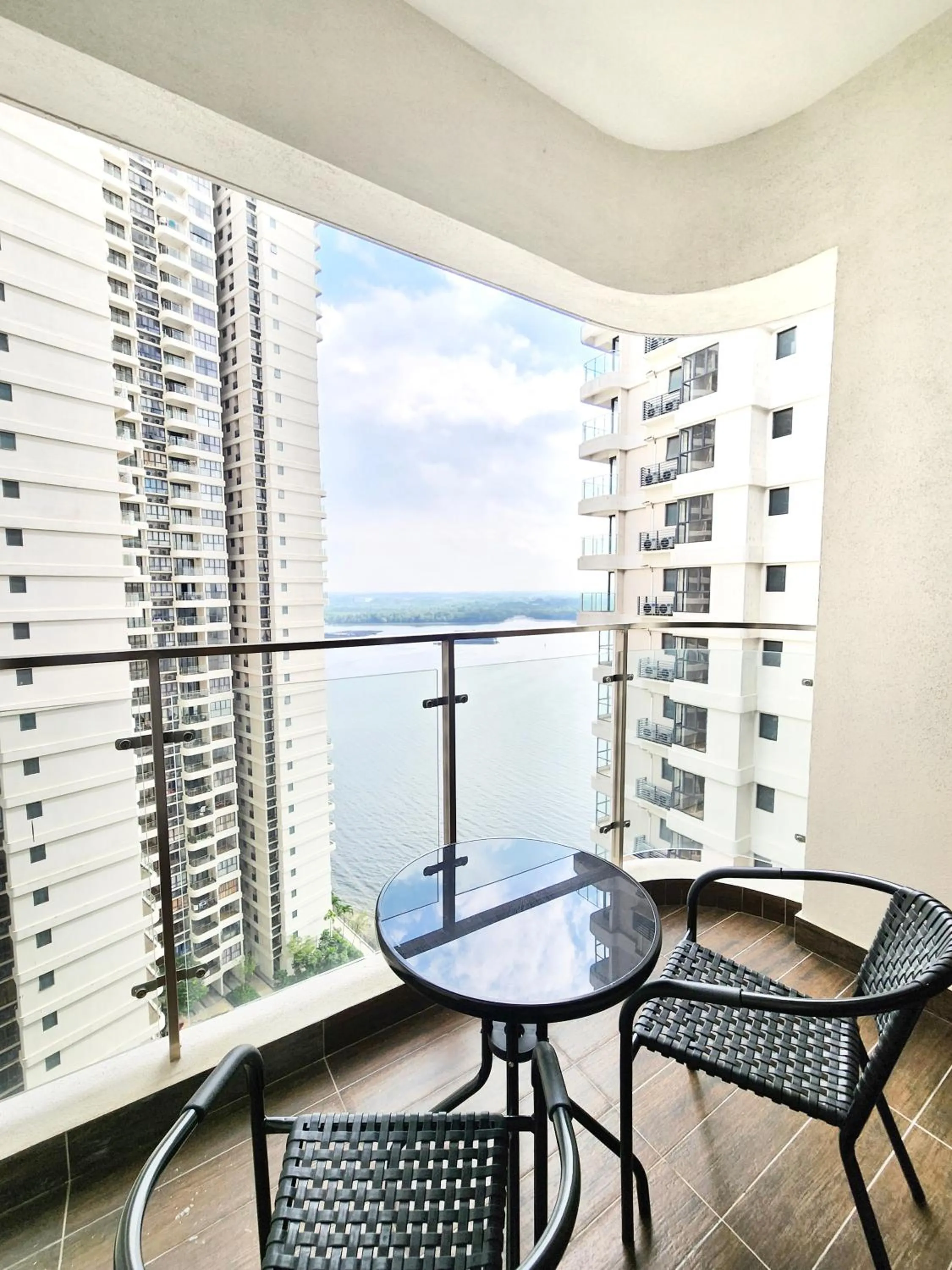 Country Garden Danga Bay InStyle Sea View Homestay Suite by NEO