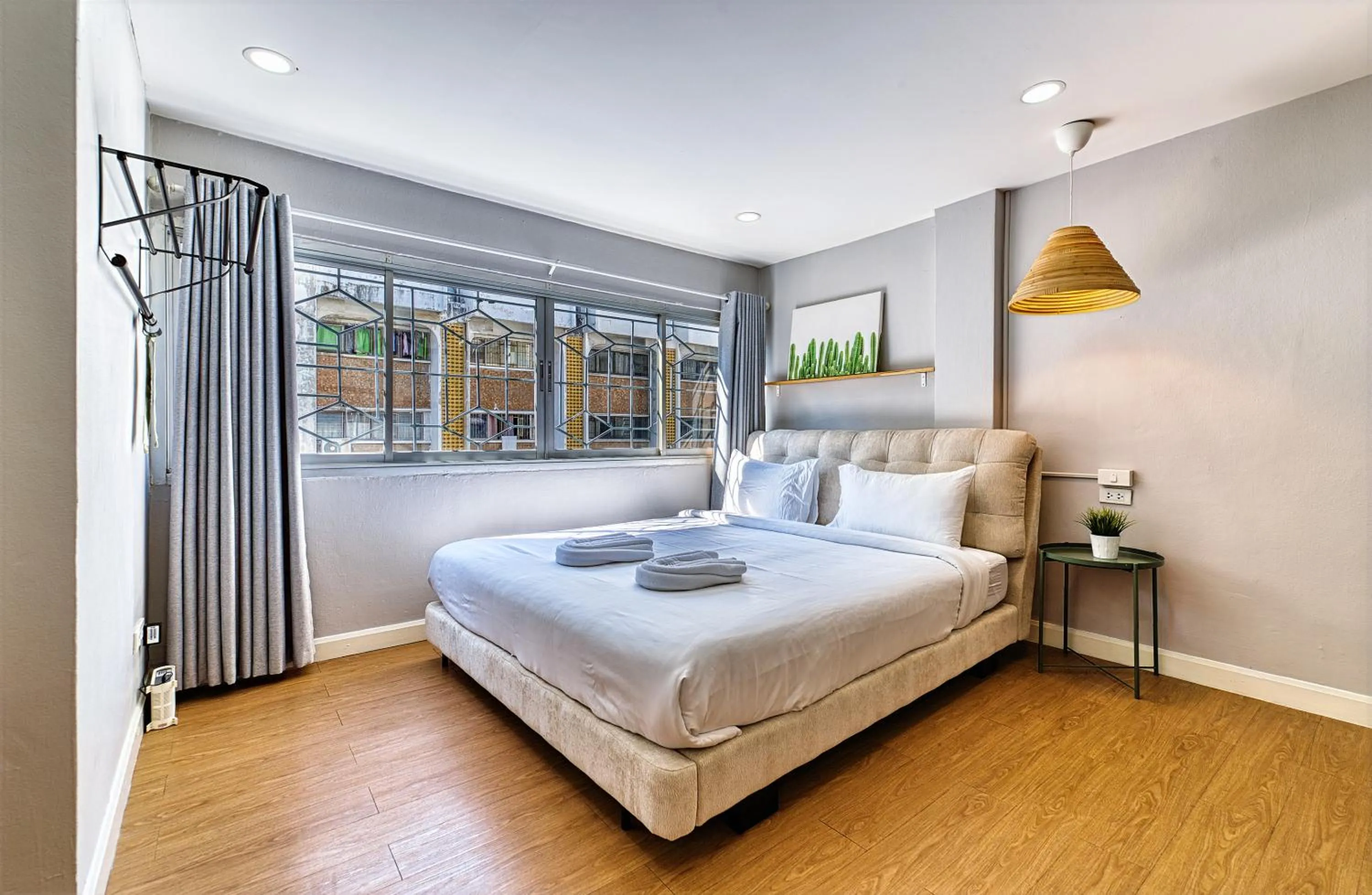 Bedroom, Bed in Bangkok Watergate Townhouse 曼谷中心水門家