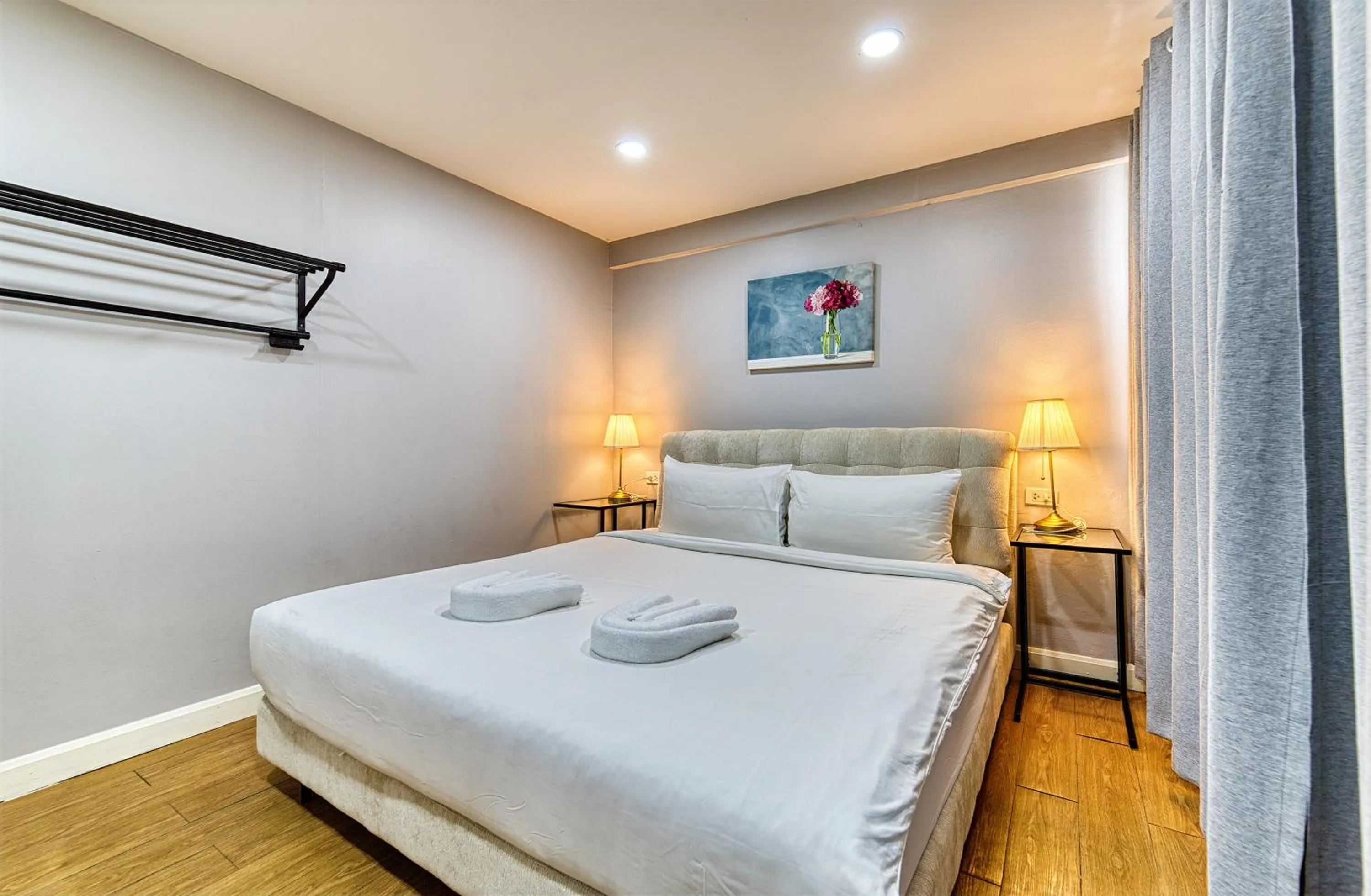 Bedroom, Bed in Bangkok Watergate Townhouse 曼谷中心水門家