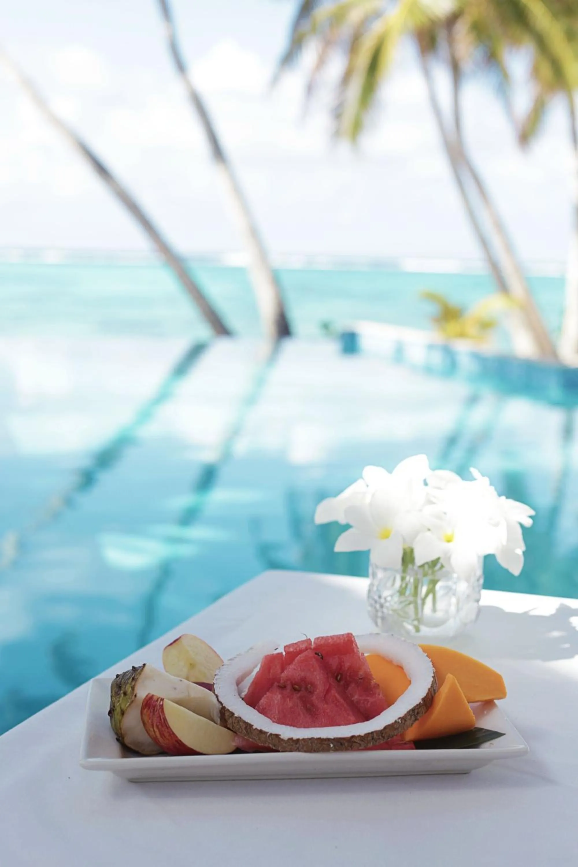 Food and drinks in Little Polynesian Resort