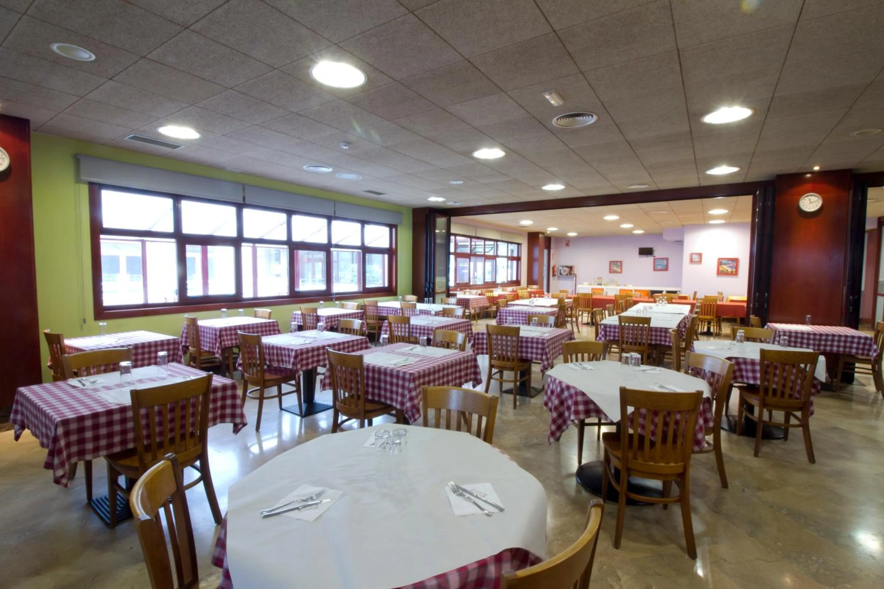 Restaurant/places to eat in Hotel Torques