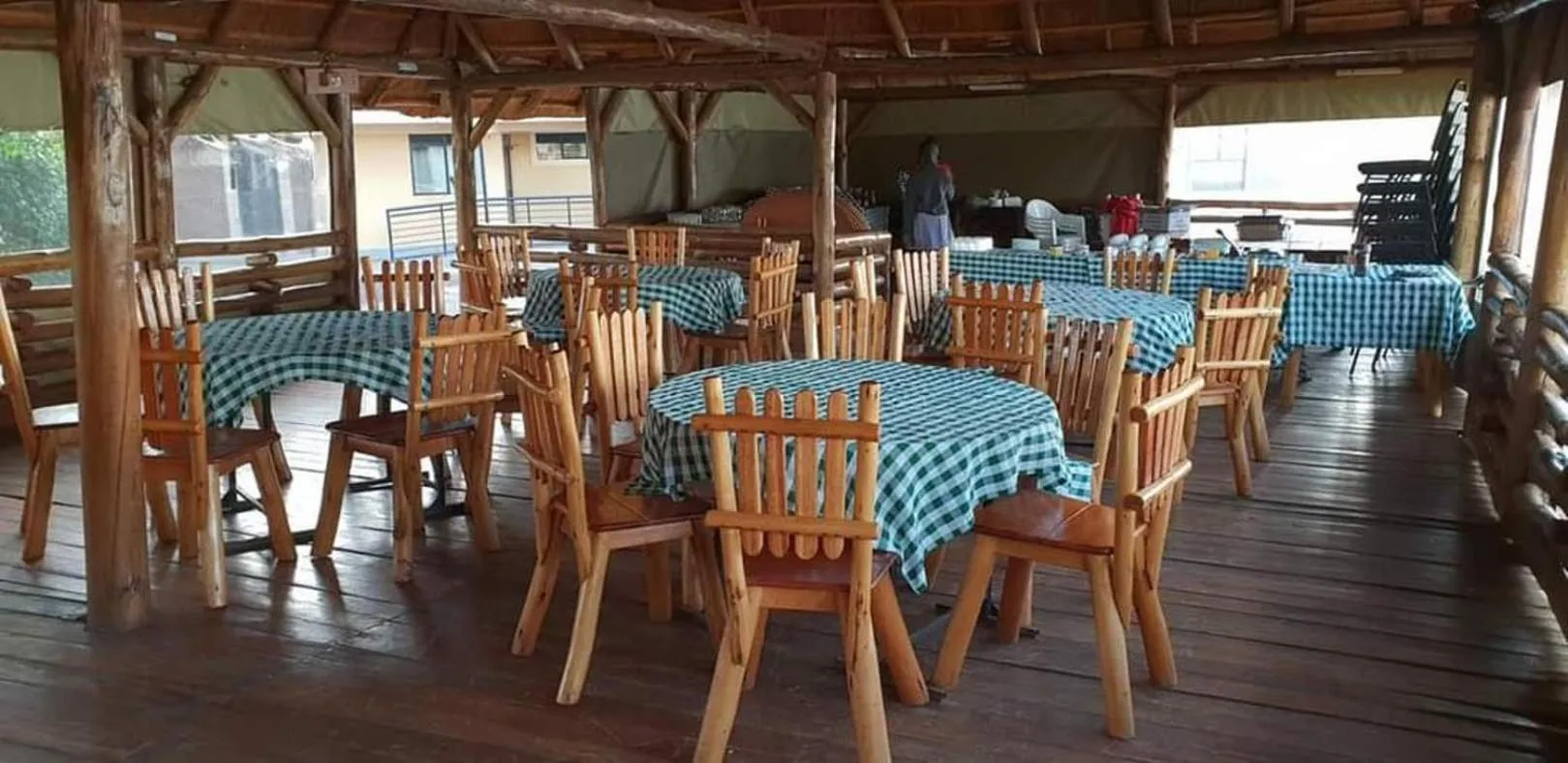 Restaurant/places to eat in Sky Beach Hotel