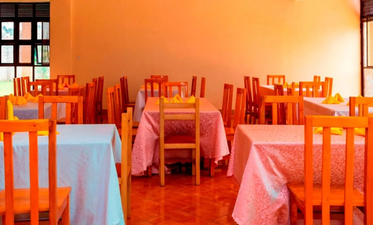 Restaurant/places to eat in Sky Beach Hotel