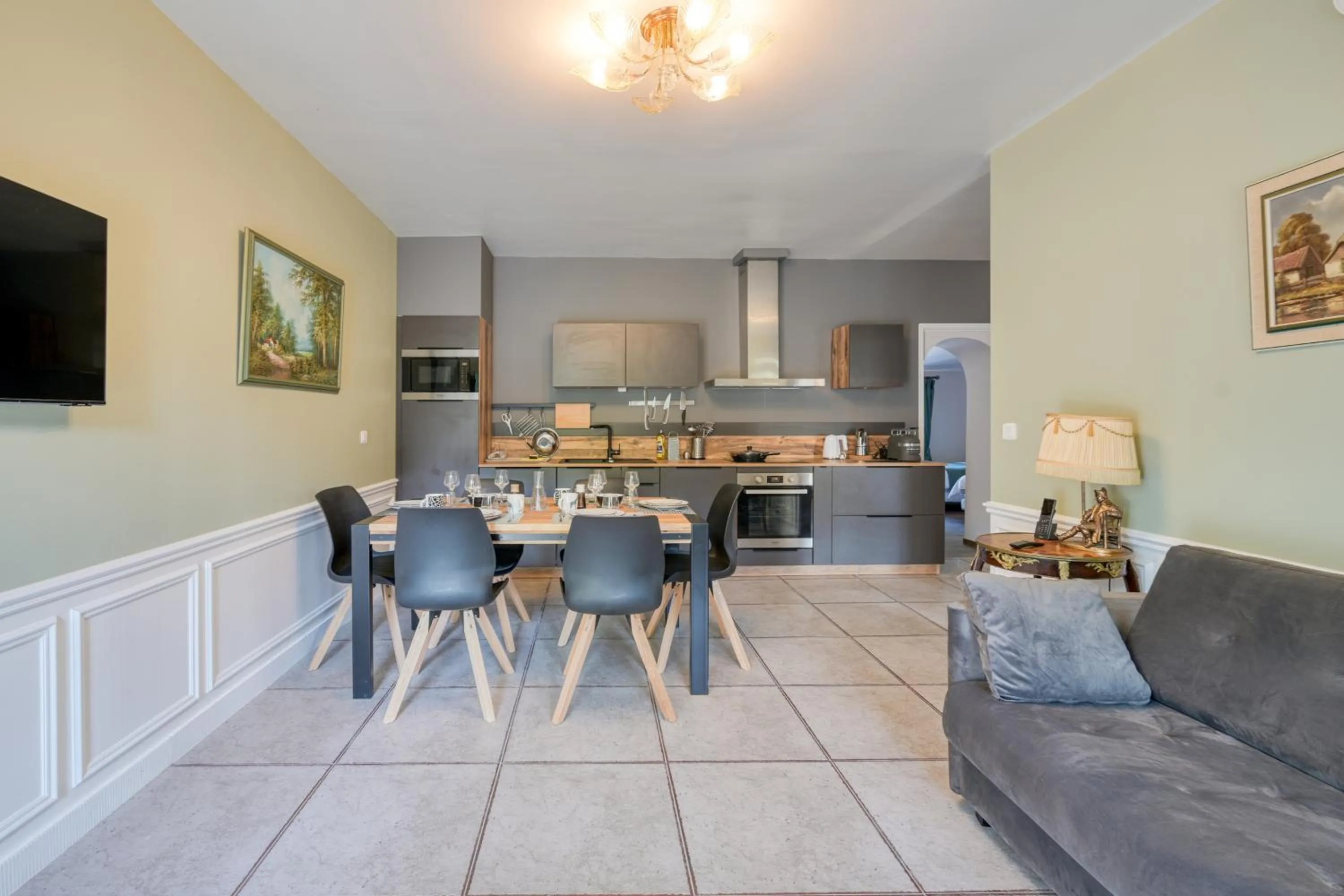 Le Petit Château de Barbizon au Bois du Mée