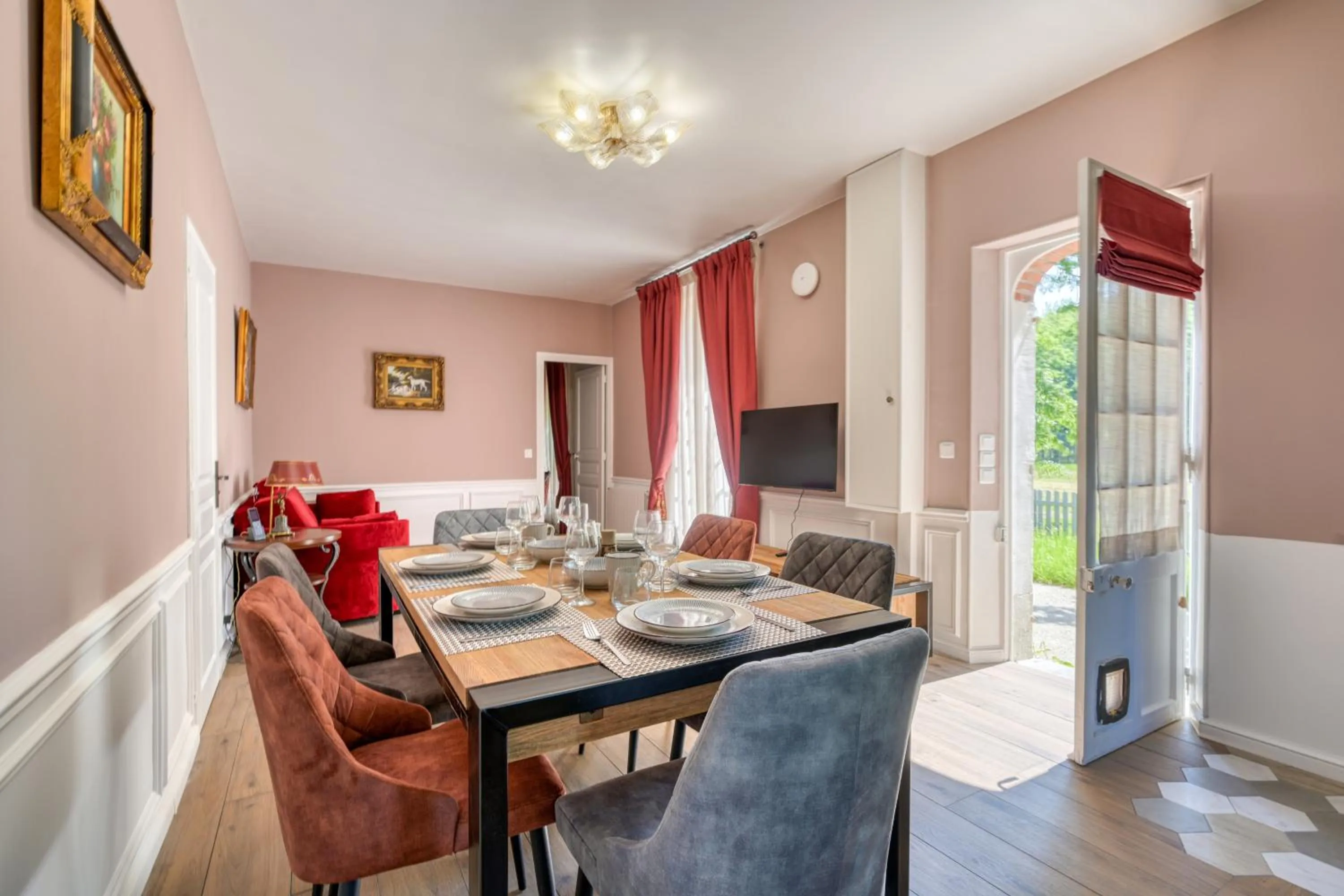 Le Petit Château de Barbizon au Bois du Mée