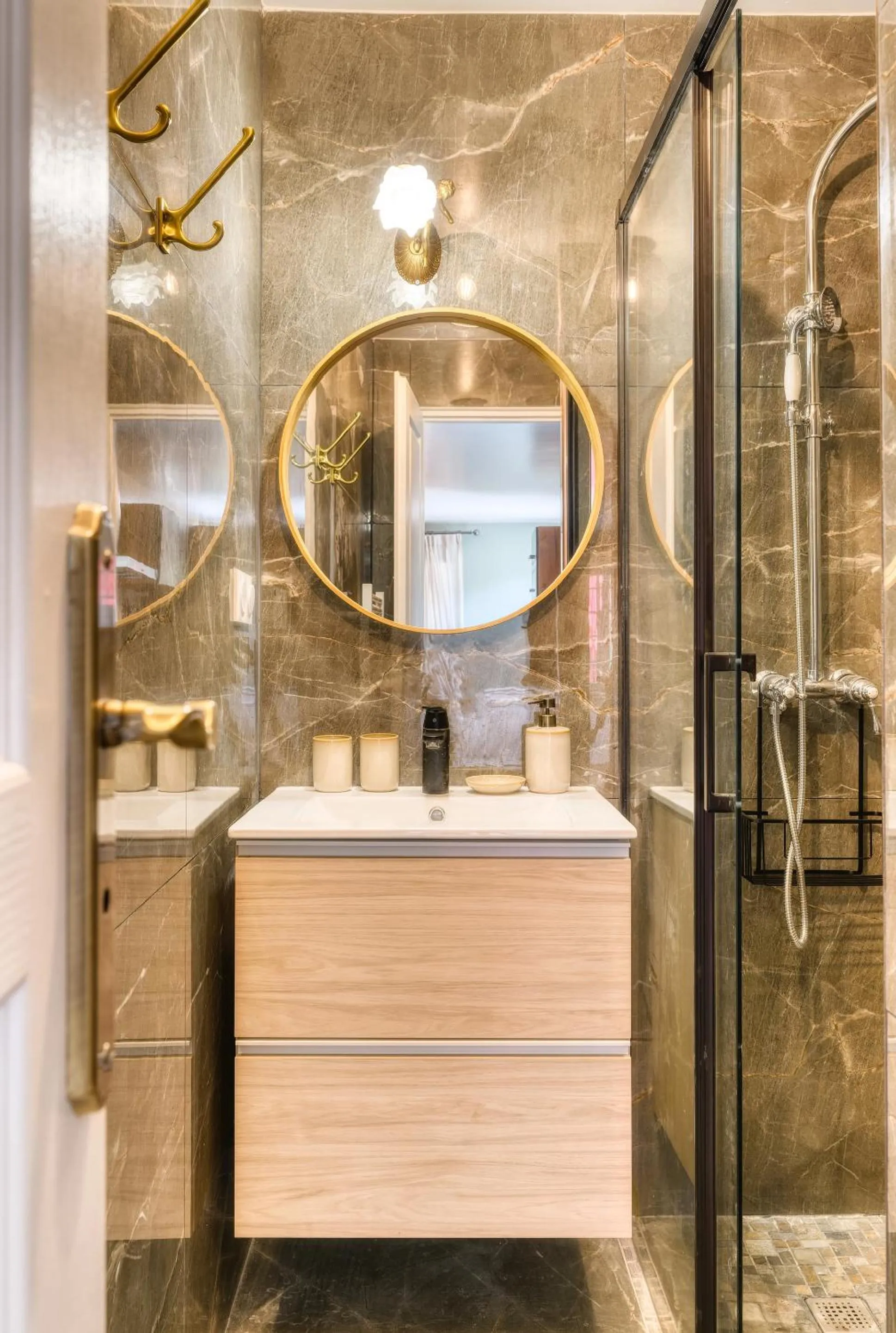 Le Petit Château de Barbizon au Bois du Mée