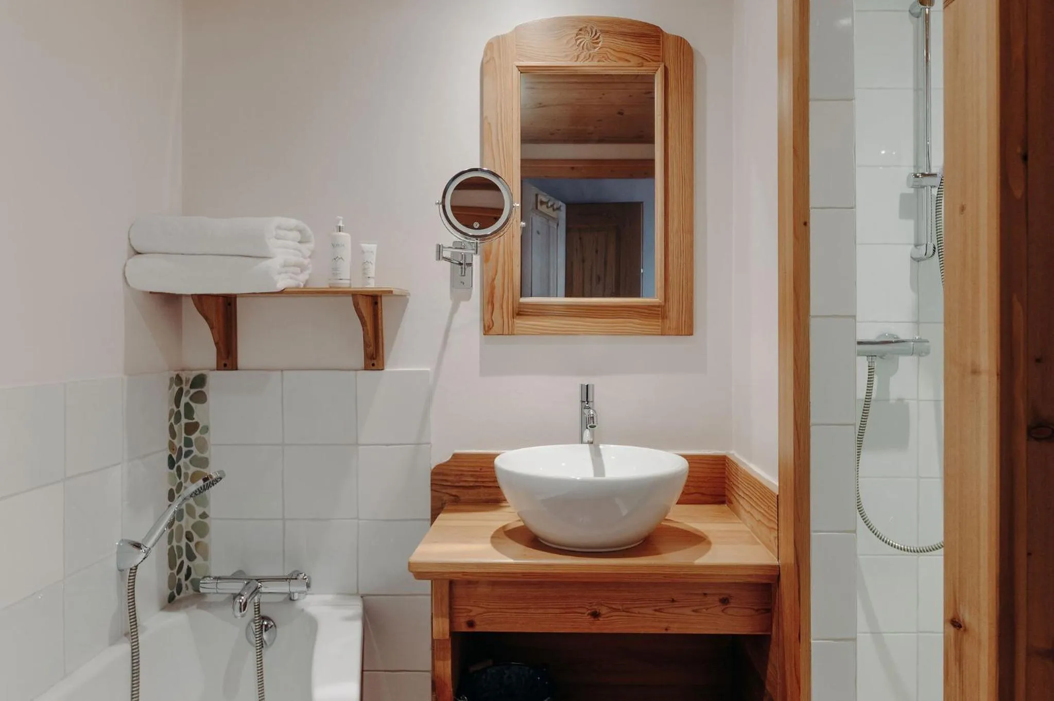 Bathroom in Le Chalet Hôtel Cordon Adults Only