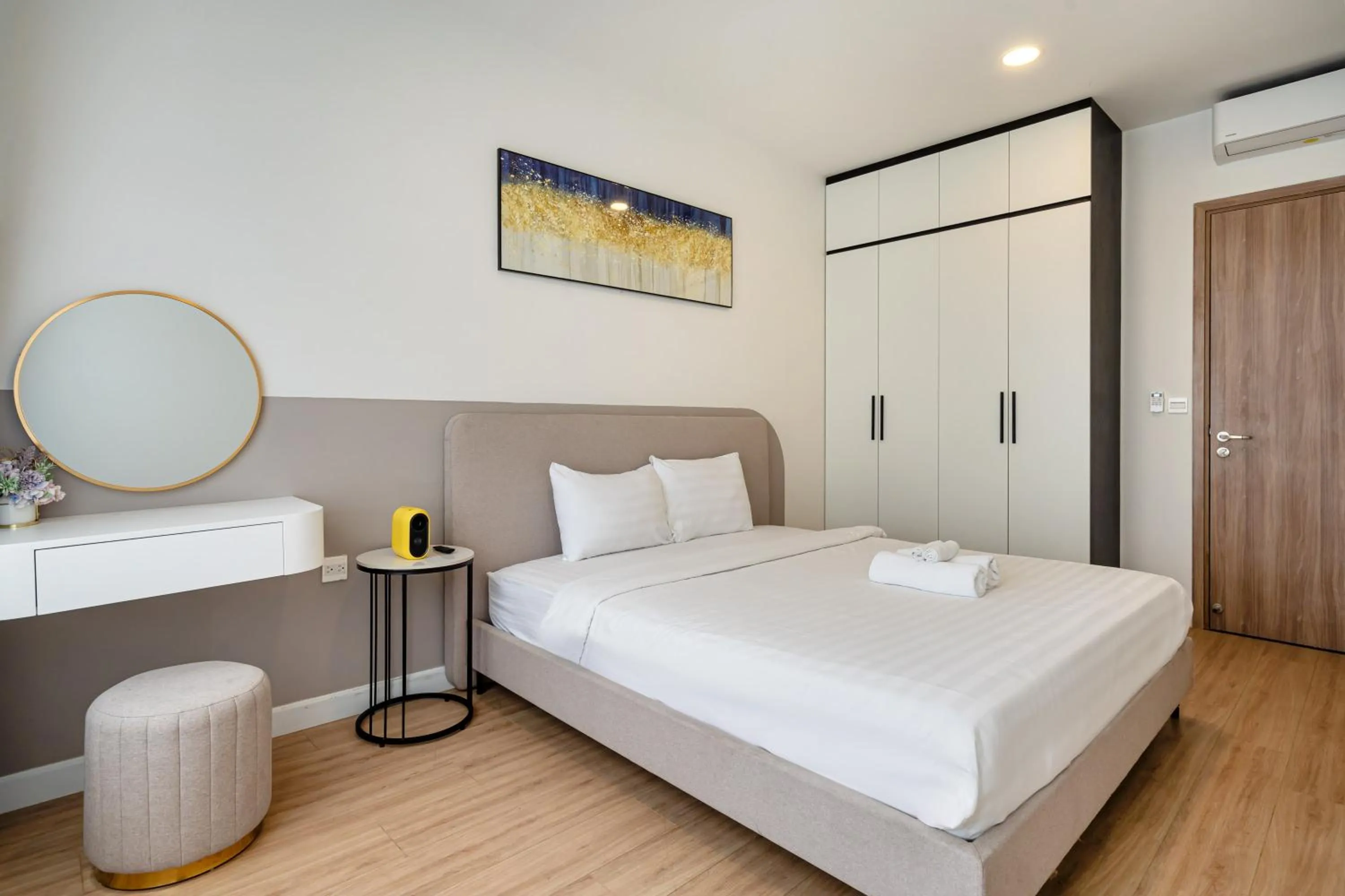 Bed in Otis Soho Saigon Balcony Apartment