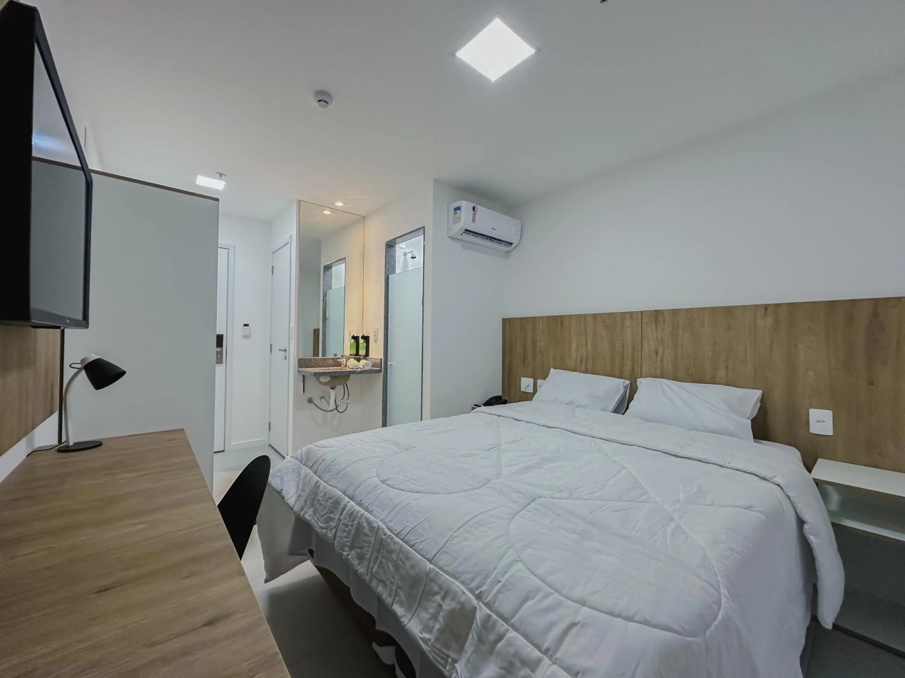 Photo of the whole room, Bed in Go Inn Aracruz