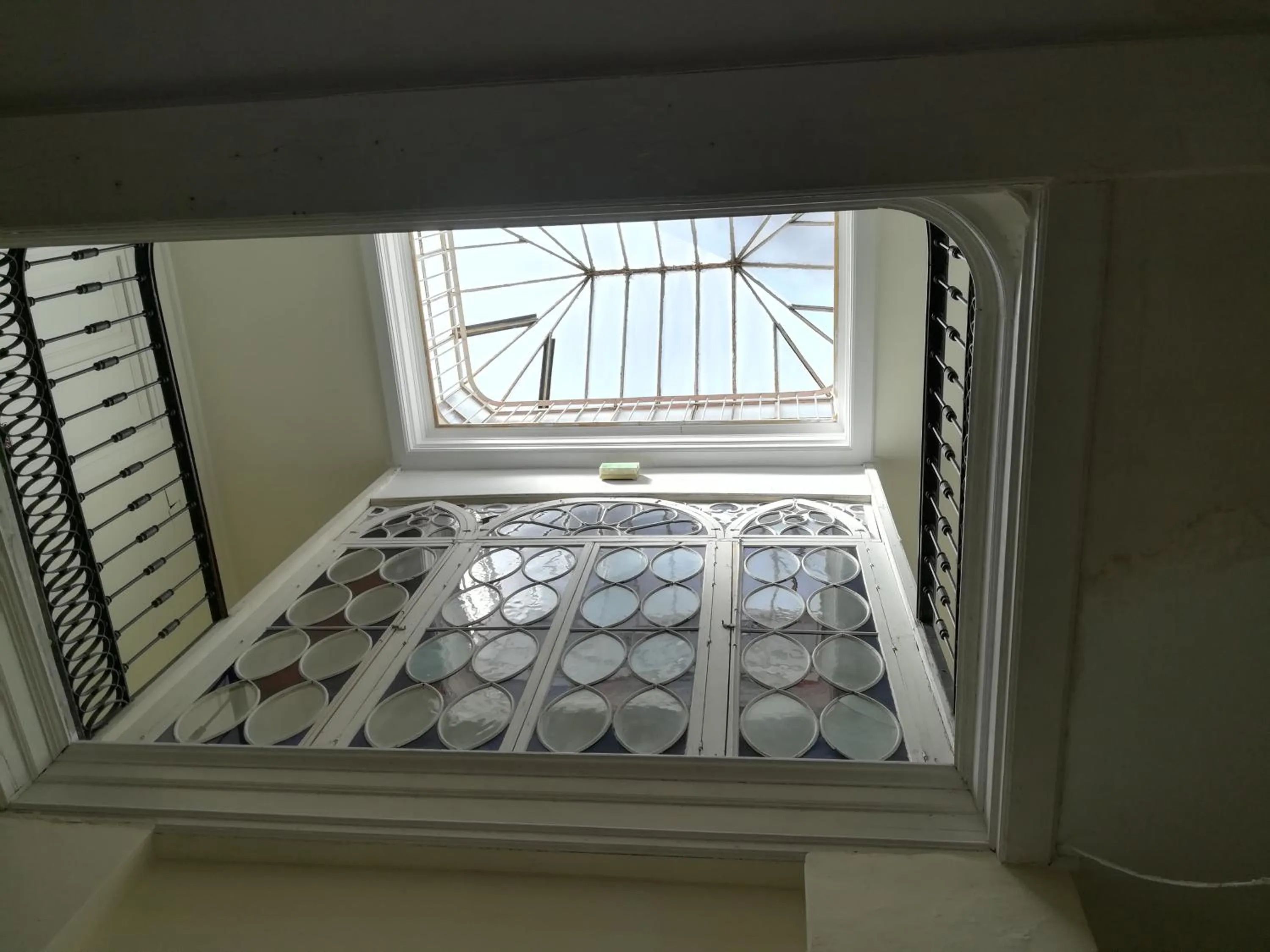 Floor plan, Bed in Nuevo Hotel