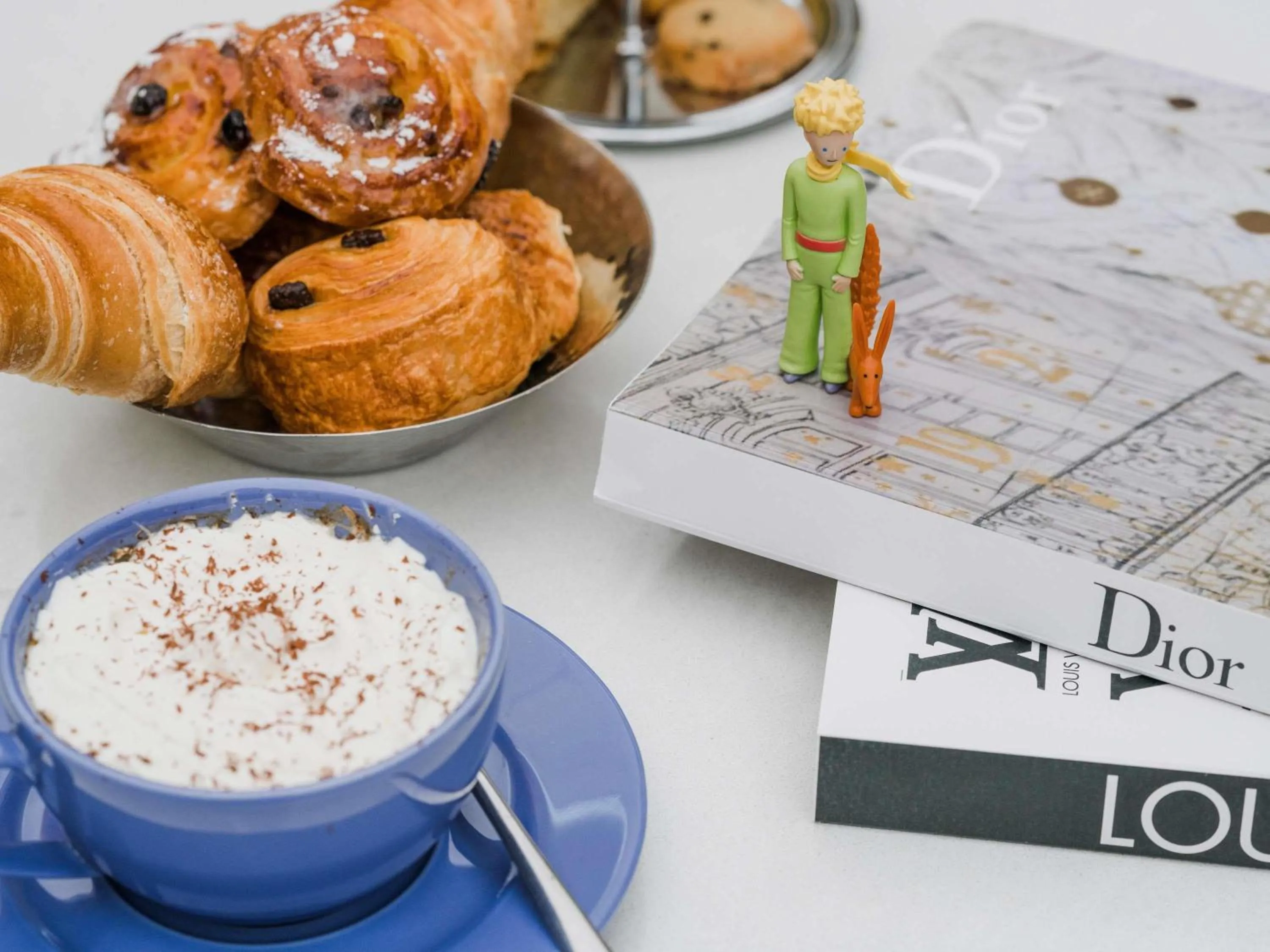 Lounge or bar in Sofitel Rabat Jardin Des Roses