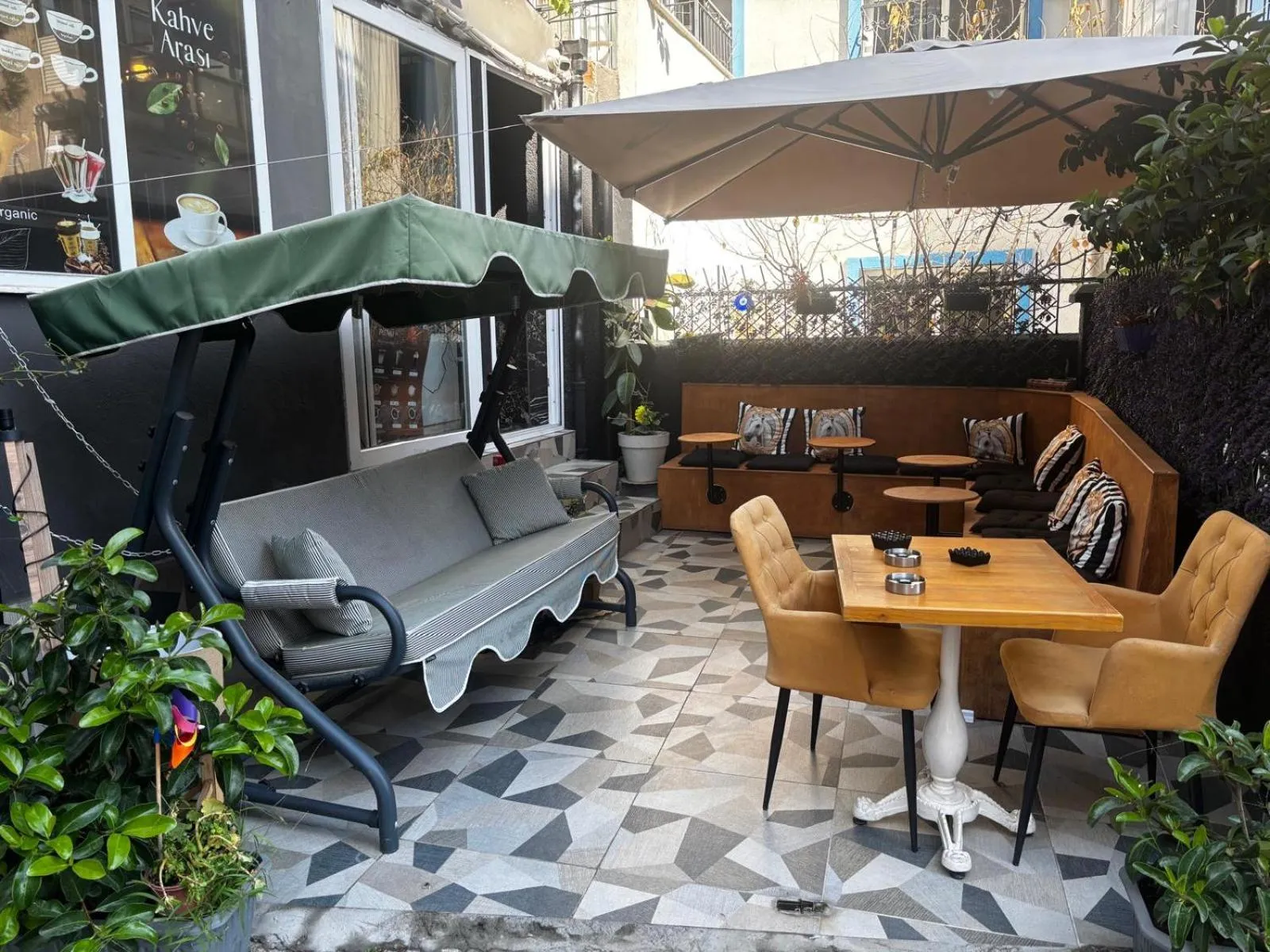 Property building in 8 Rooms House