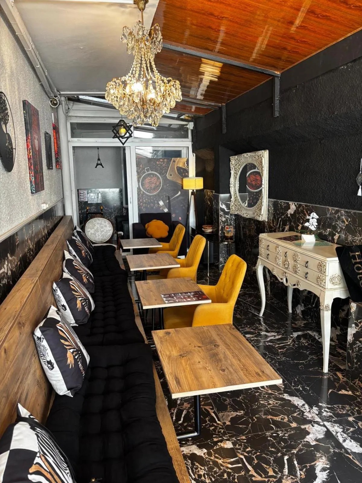 Property building in 8 Rooms House