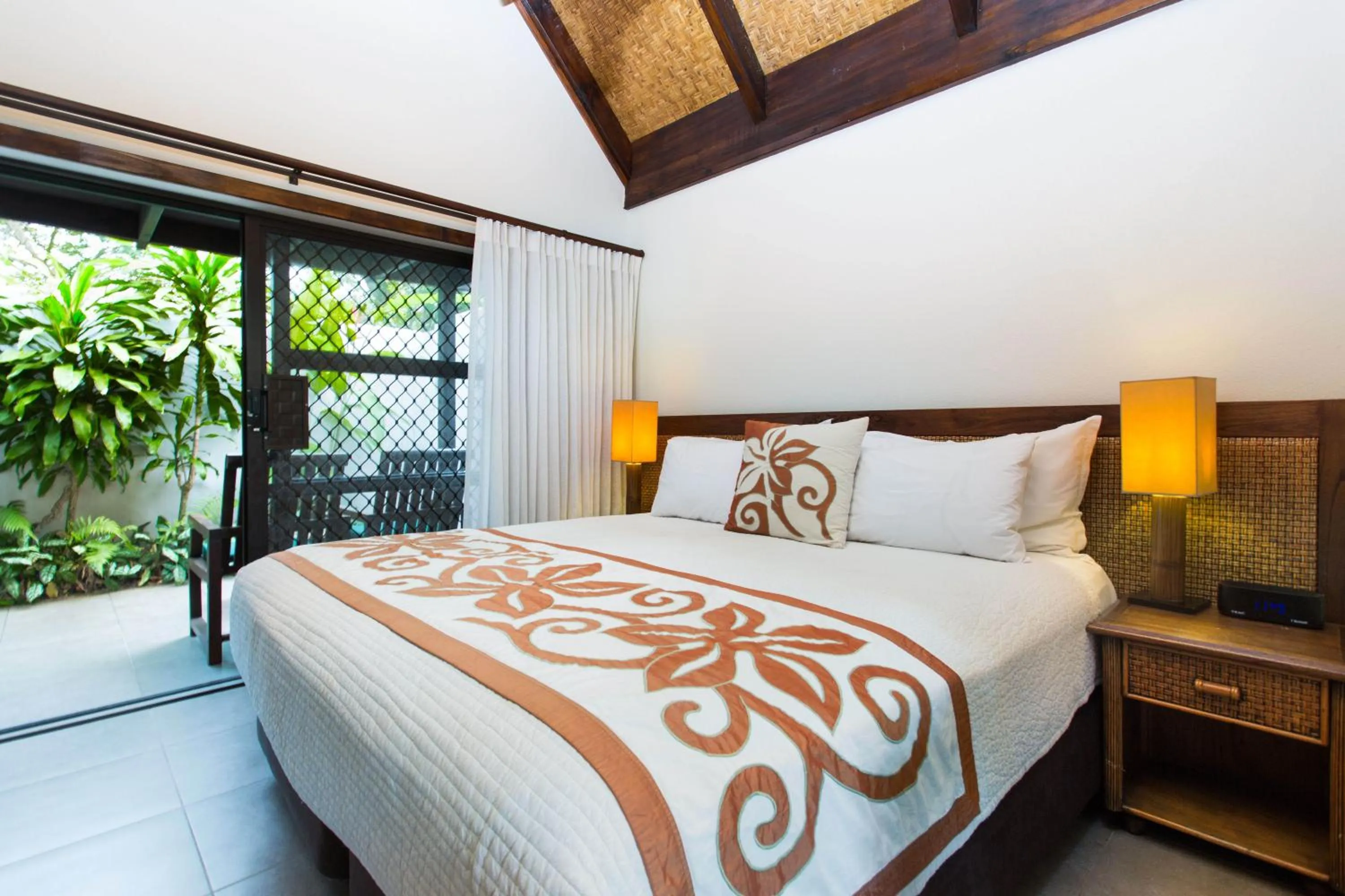 Bed in Pacific Resort Rarotonga