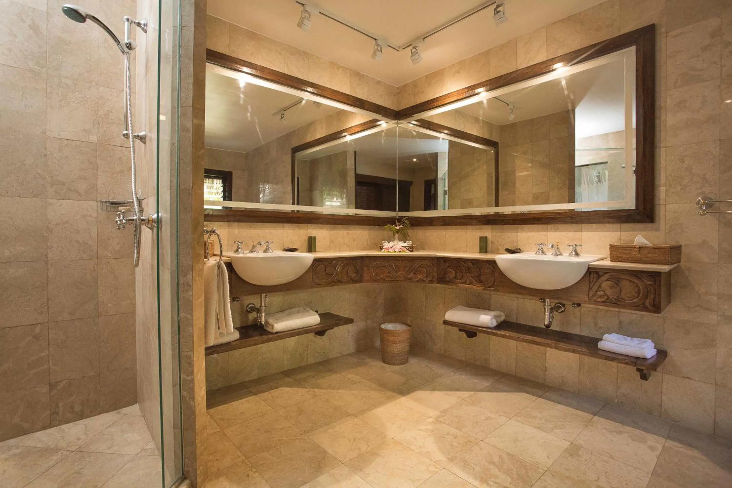 Bathroom in Pacific Resort Aitutaki - Adults Only