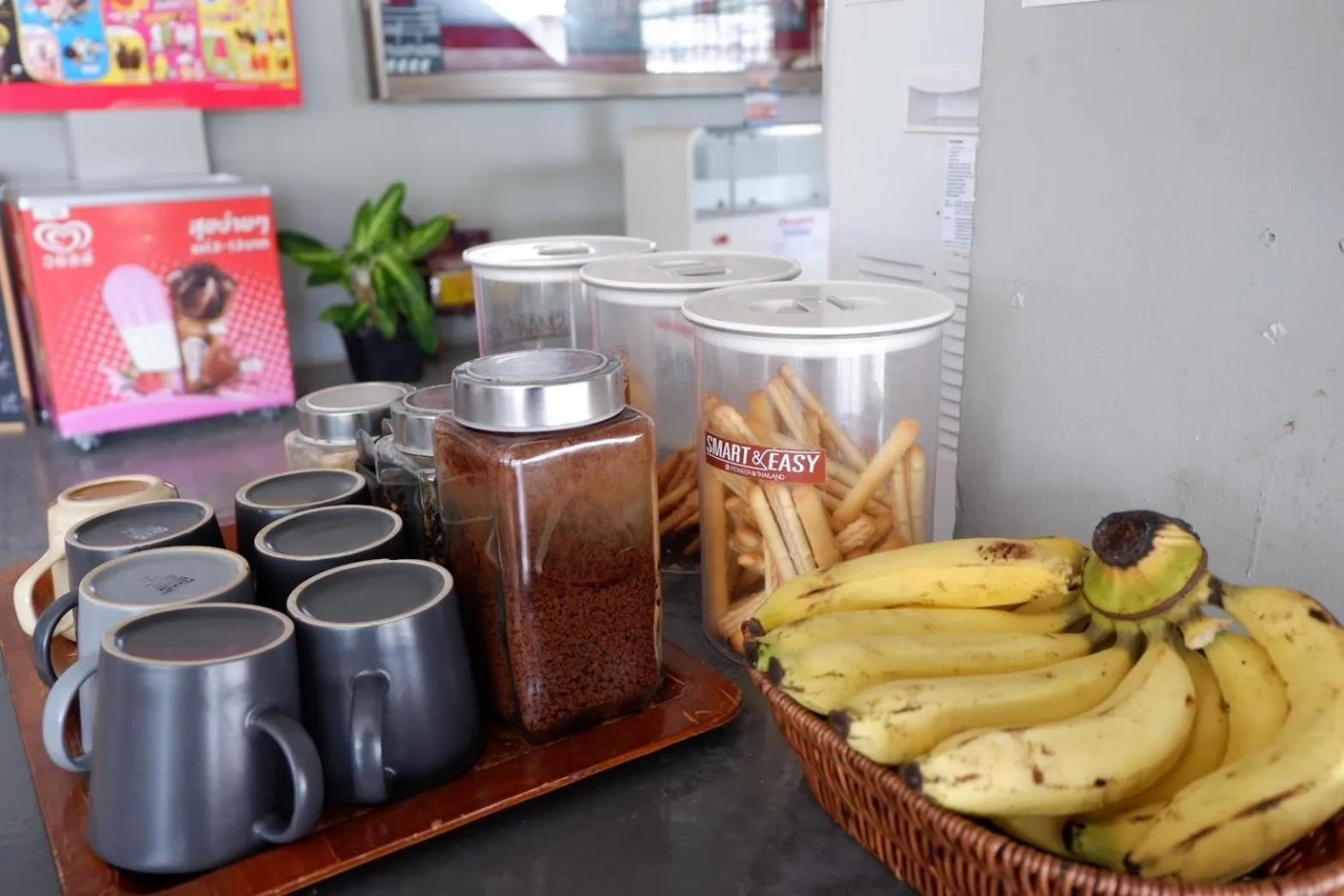 Coffee/tea facilities in Leisure Hostel