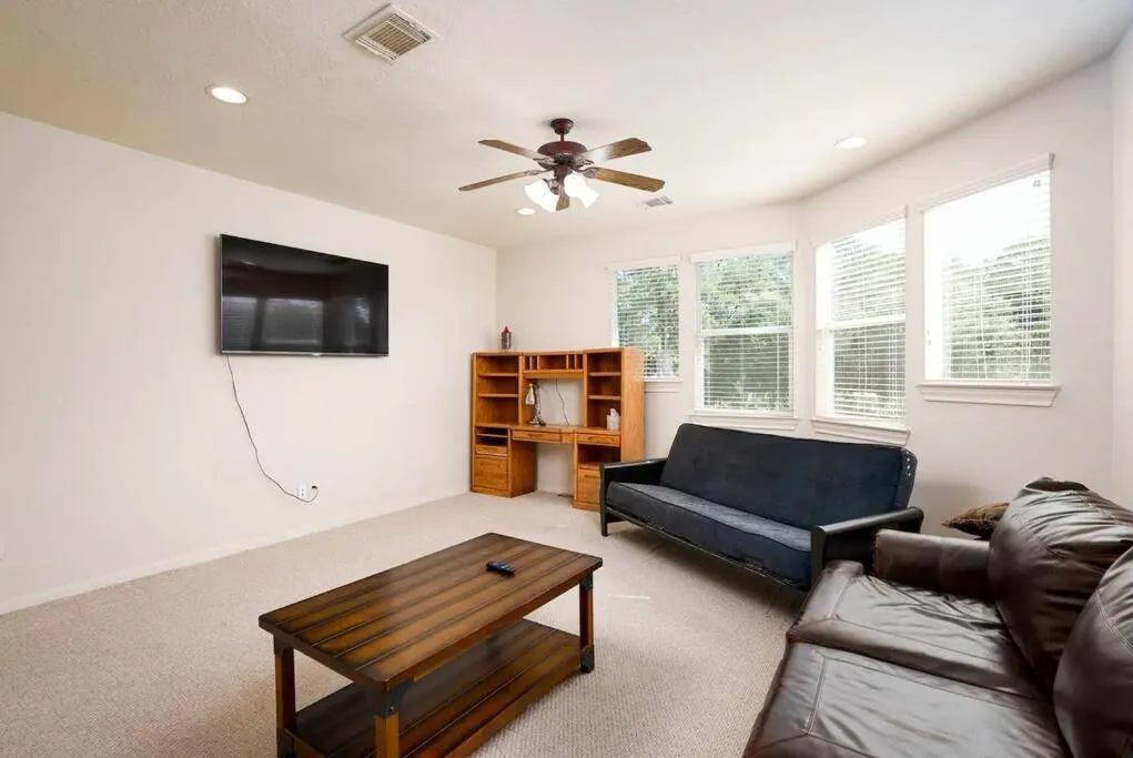 Evening entertainment in Bedroom with 3.5-Bathroom near Golf Course!