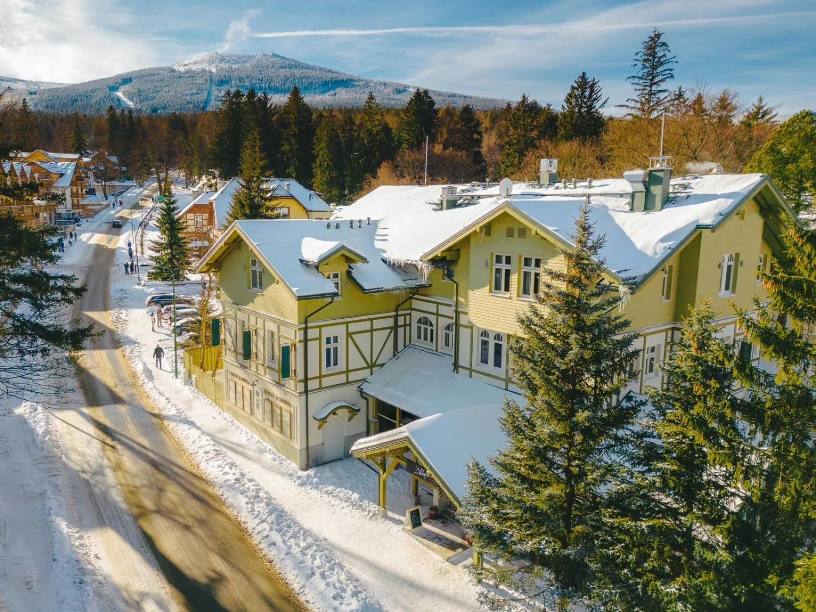 Property building in Platinum Adults