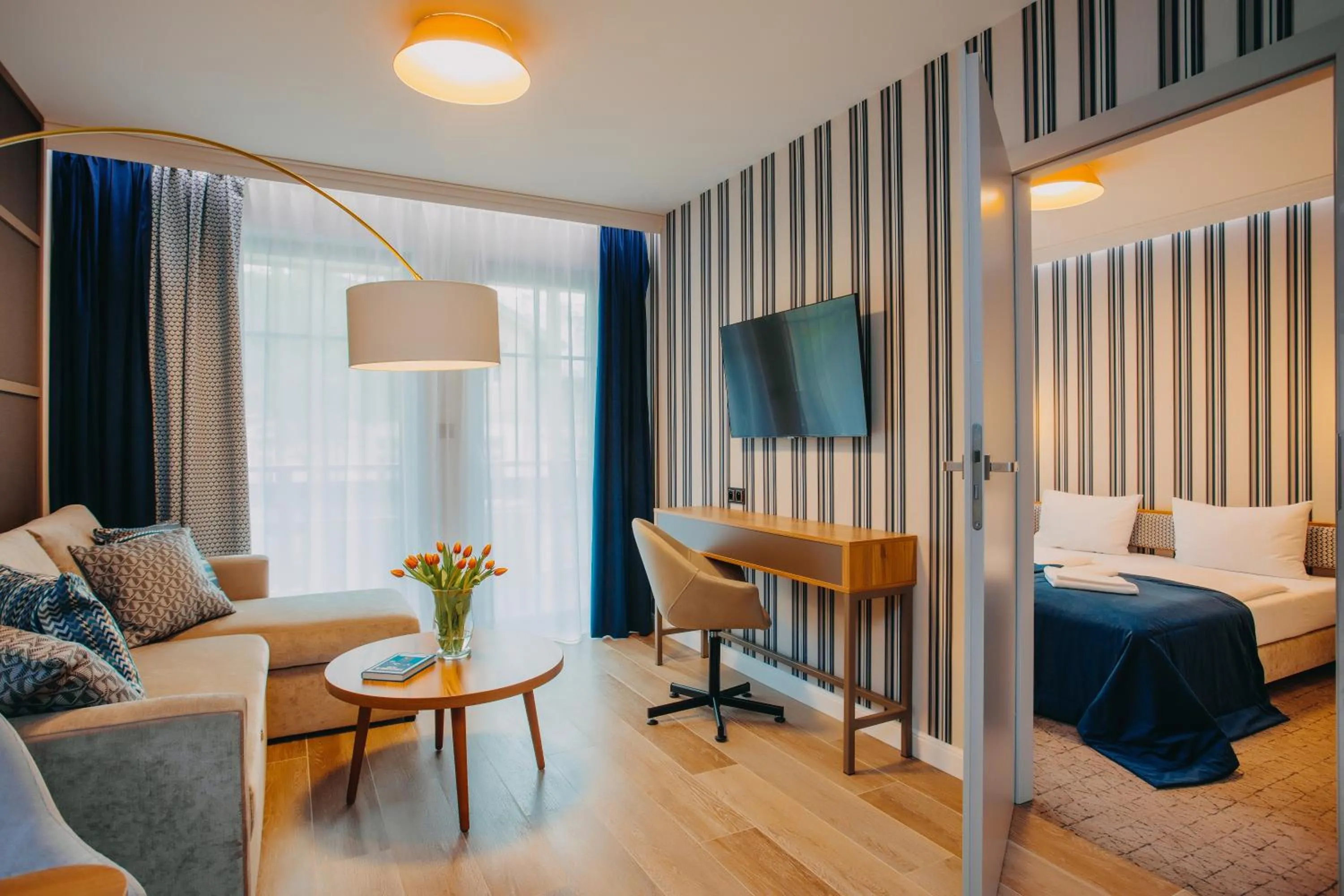 Bed in Platinum Adults