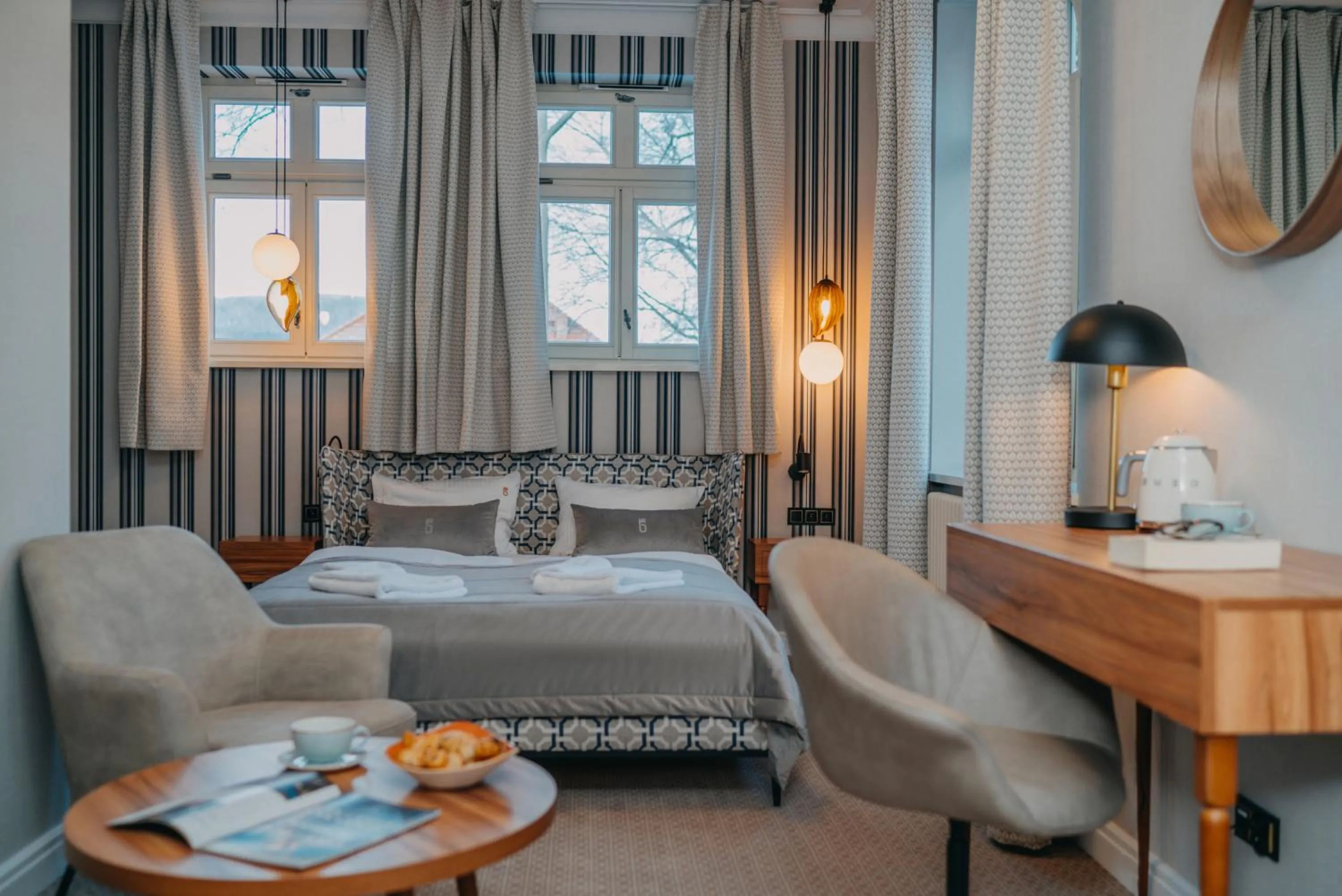 Bed in Platinum Adults