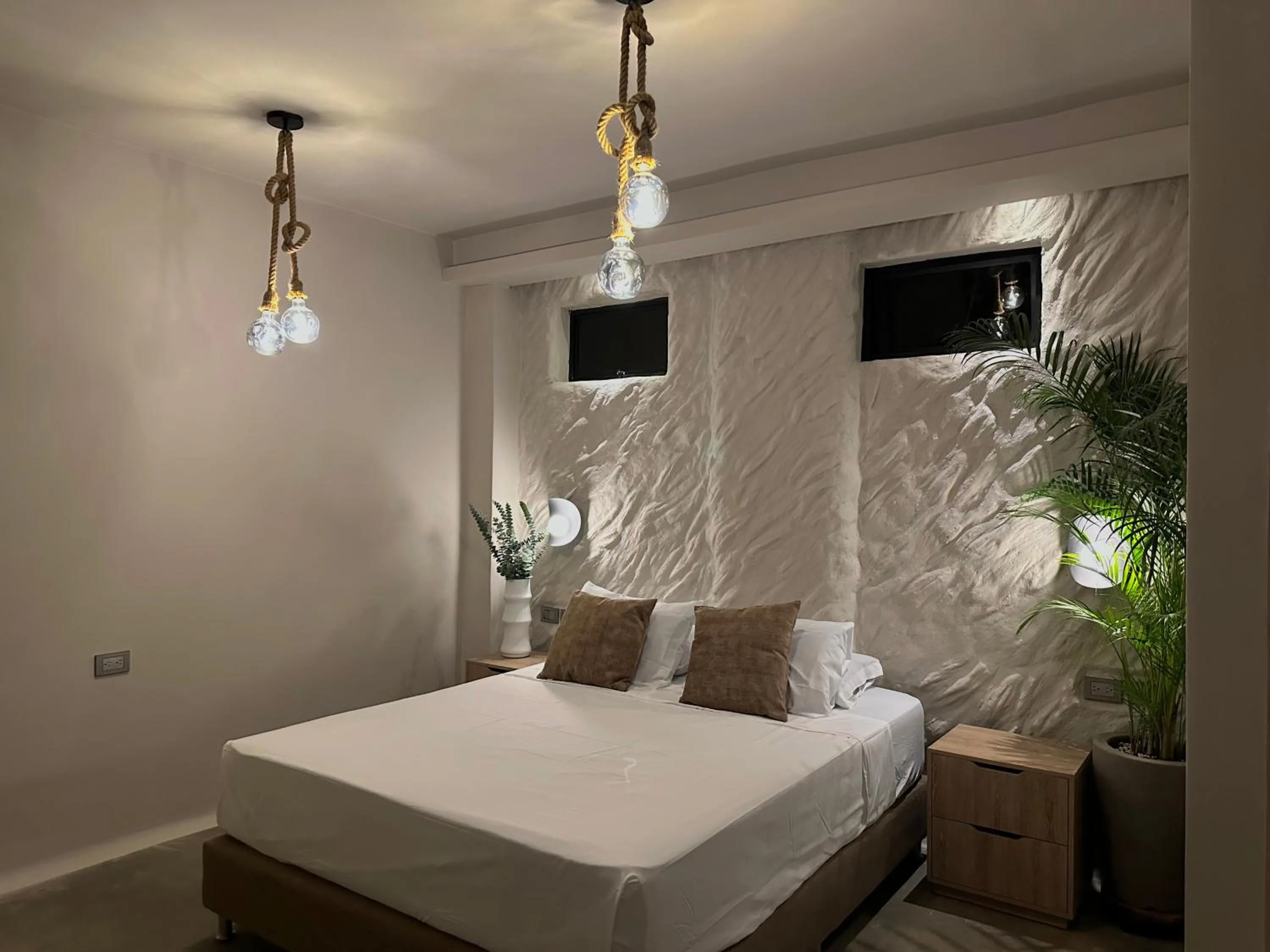 Bedroom, Bed in HOTEL BALI AT POBLADO