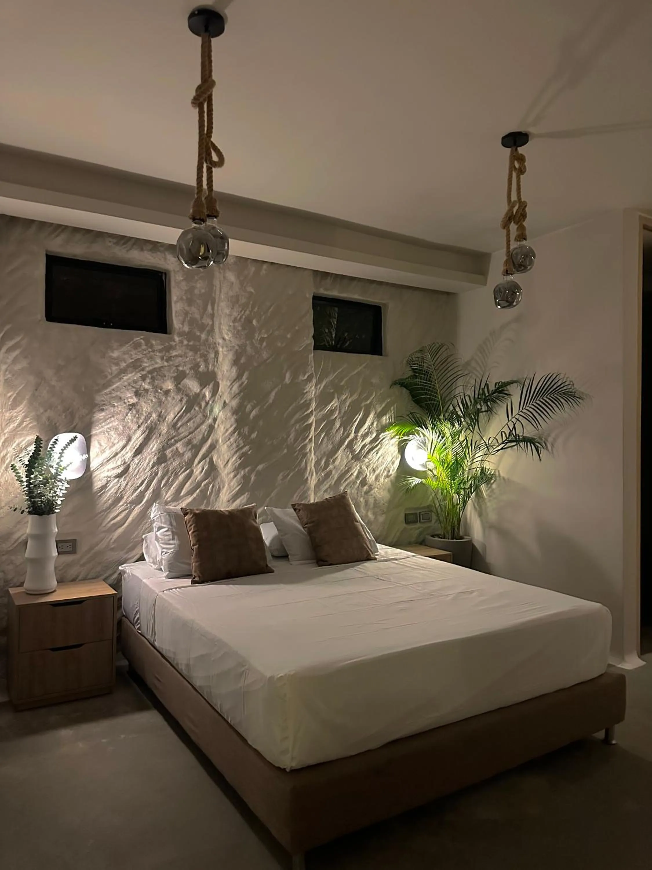 Photo of the whole room, Bed in HOTEL BALI AT POBLADO