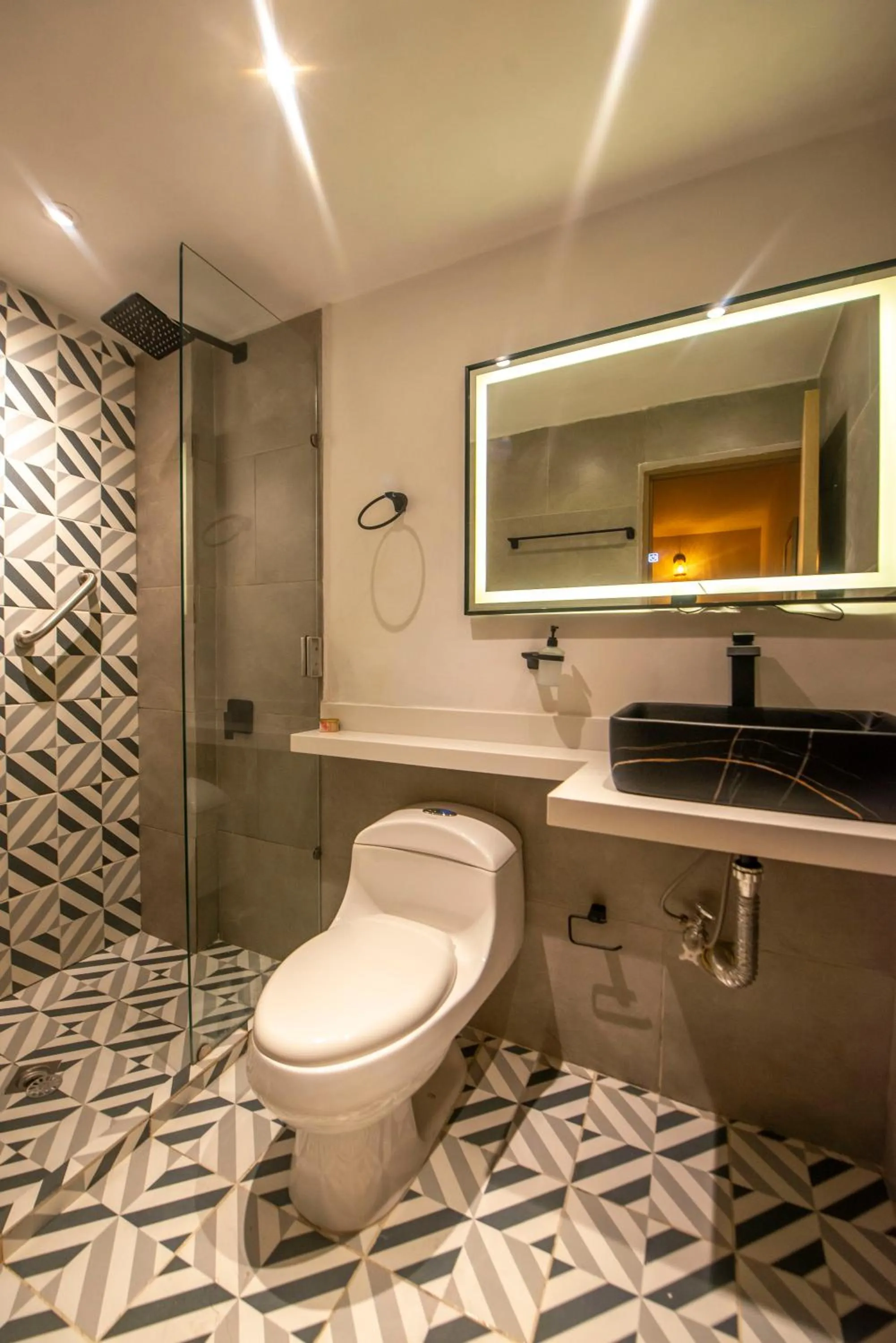 Bathroom in HOTEL BALI AT POBLADO