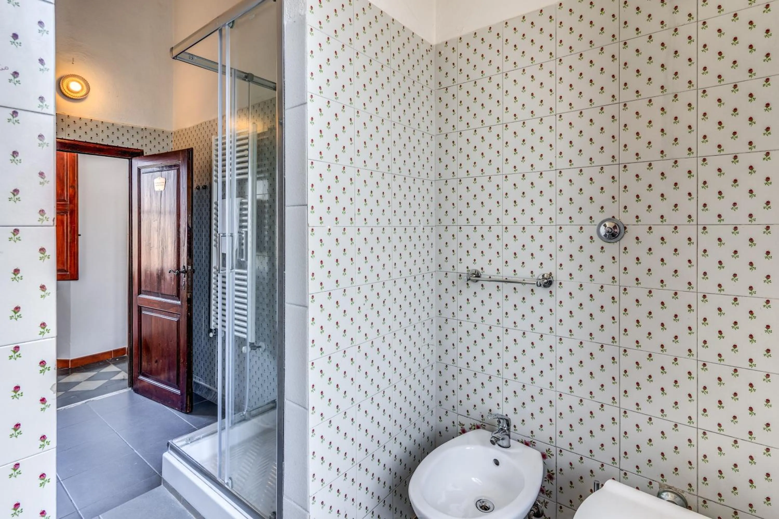 Bathroom in AwesHomeitaly - Villa Tower