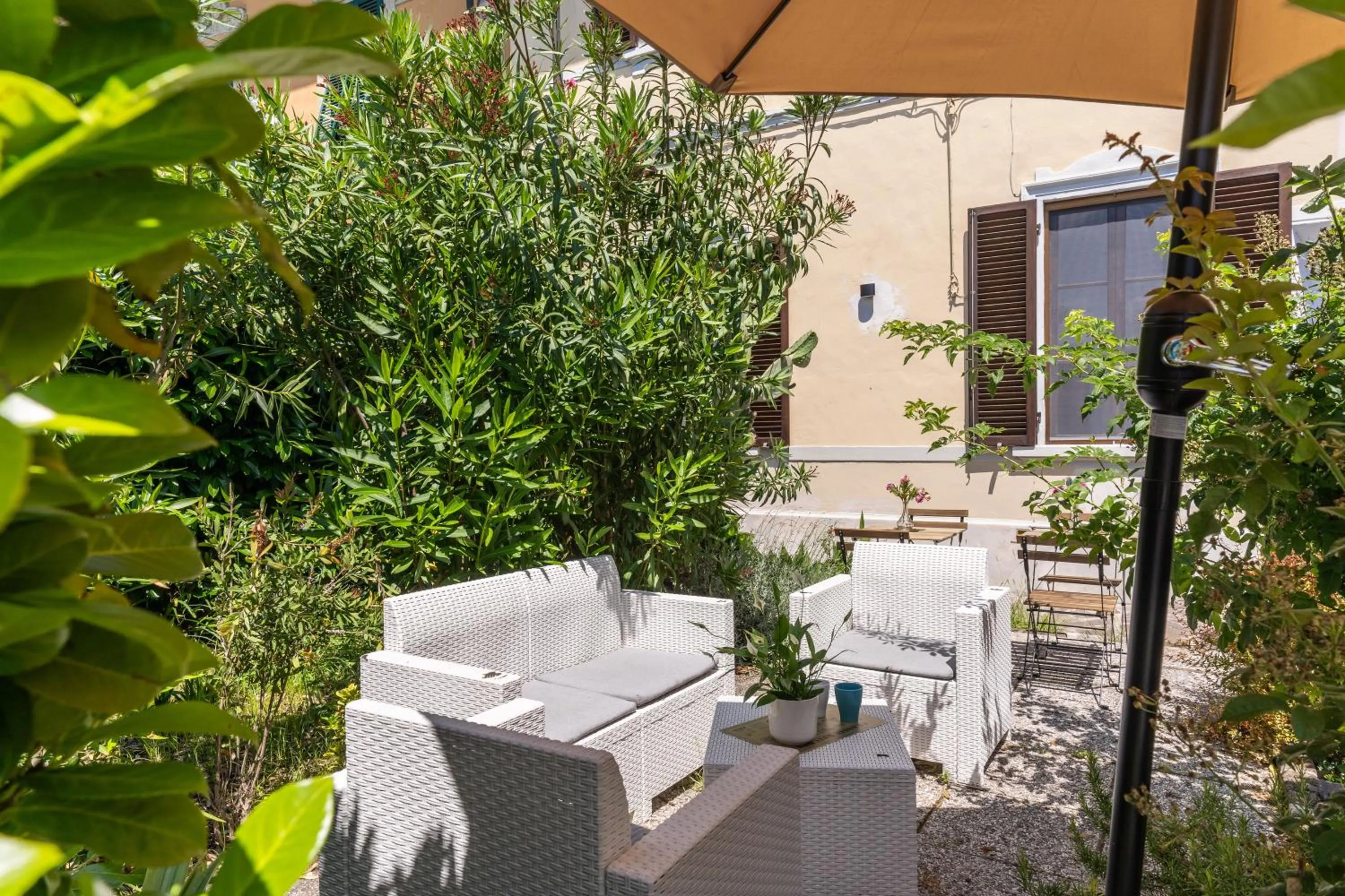 Garden in AwesHomeitaly - Villa Tower