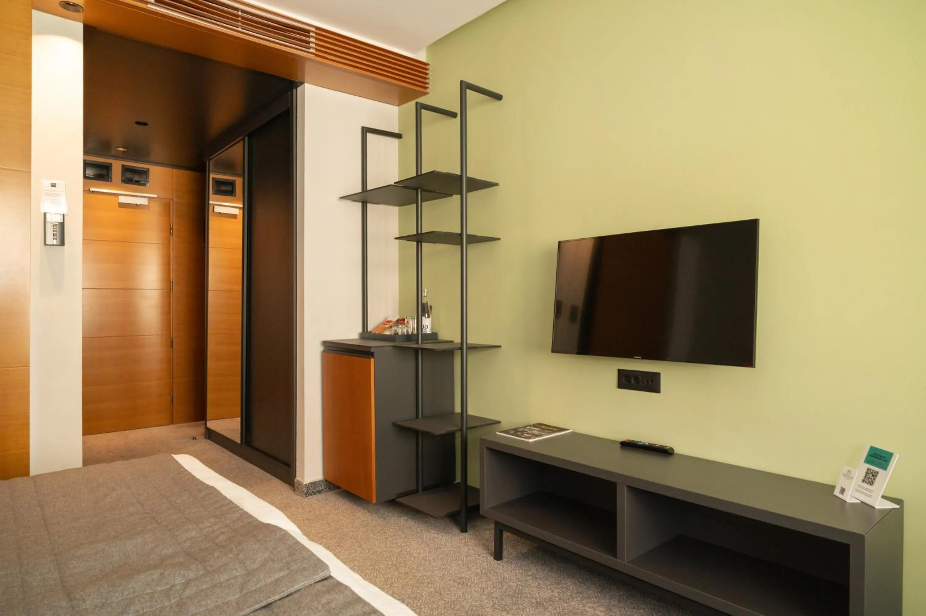 TV and multimedia in Mona Plaza Zlatibor