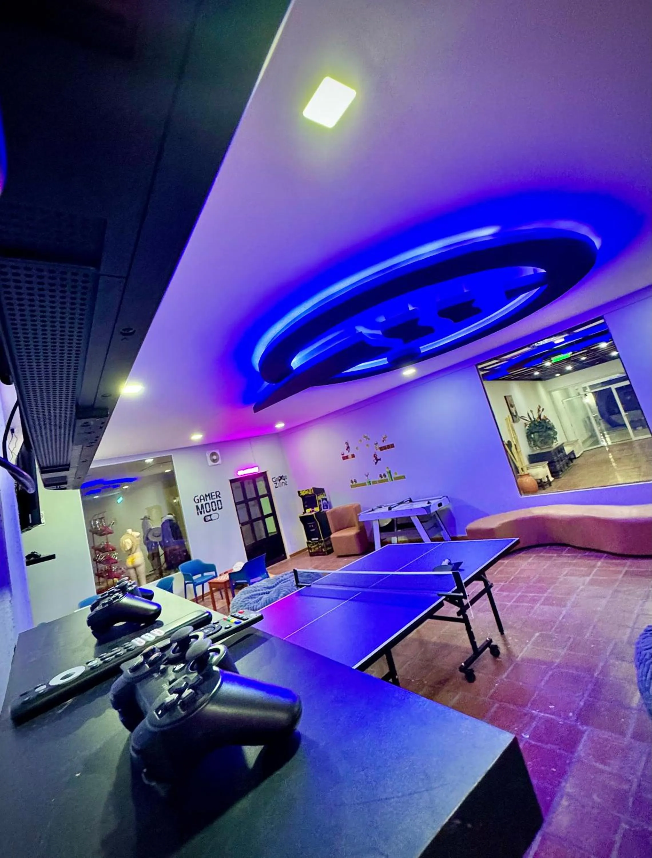 Game Room in HOTEL TESORO BEACH