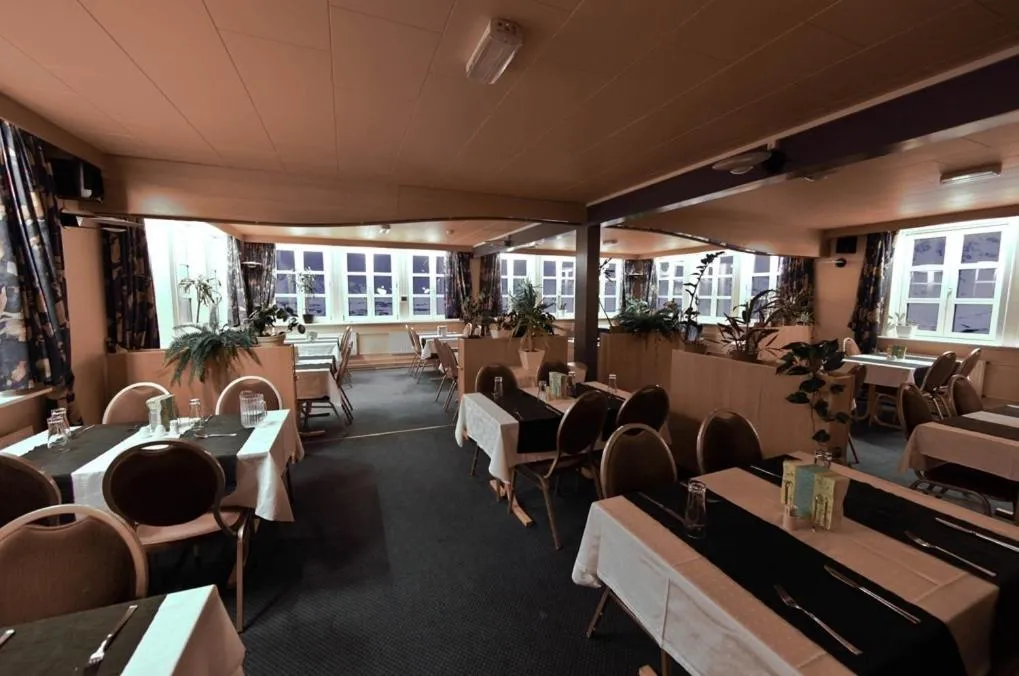 Restaurant/places to eat in Hotel Kulusuk