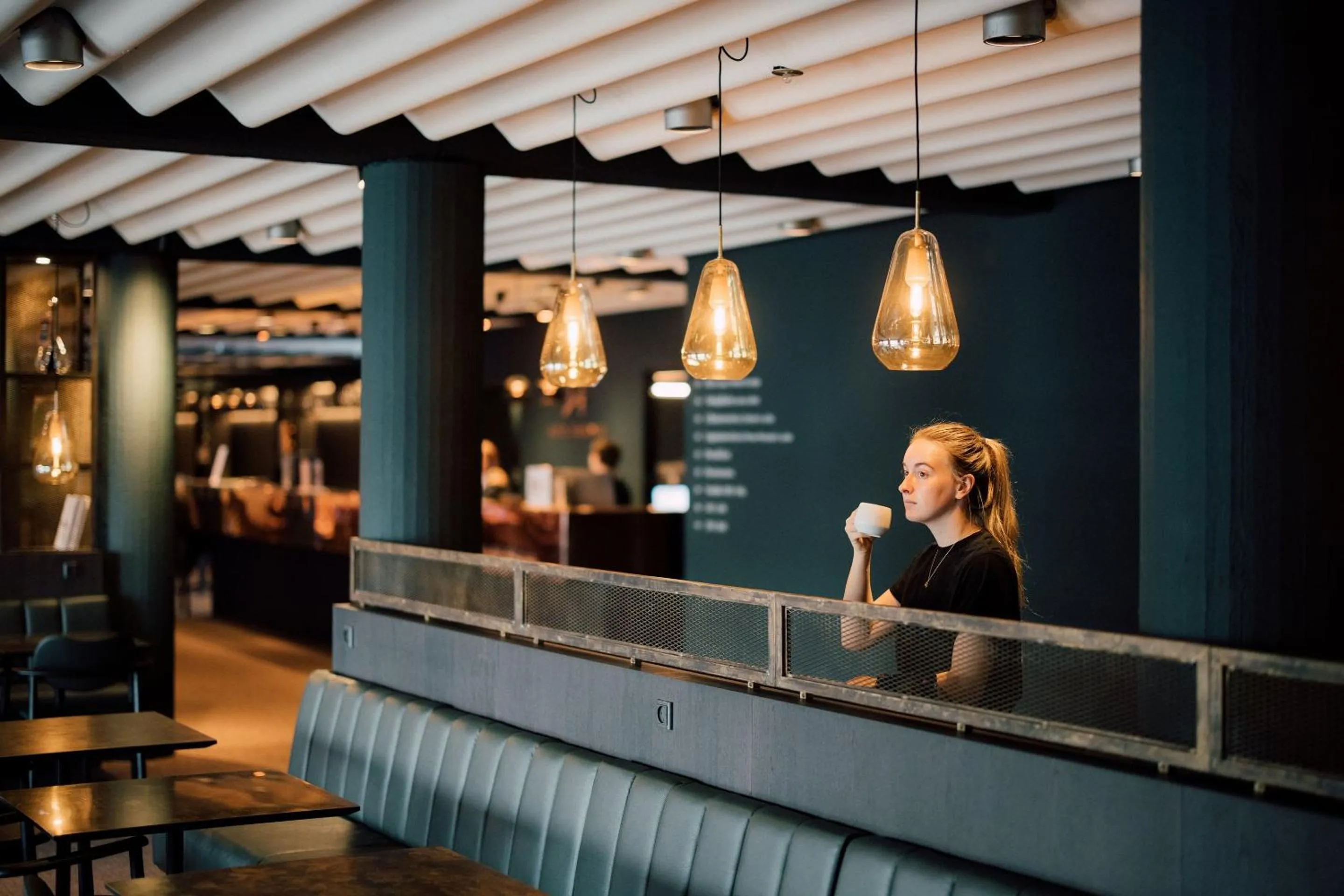Lounge or bar in Hotel Føroyar