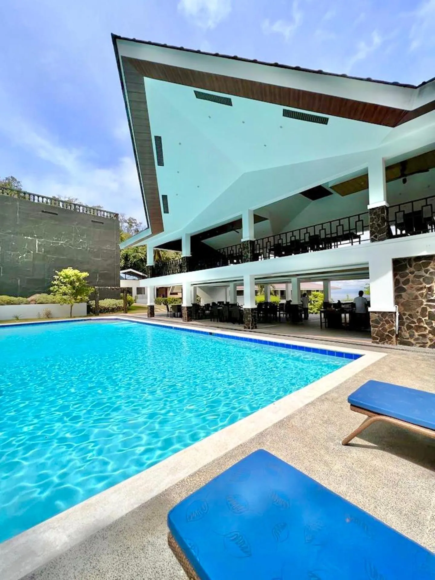 Pool view in Amor Laut