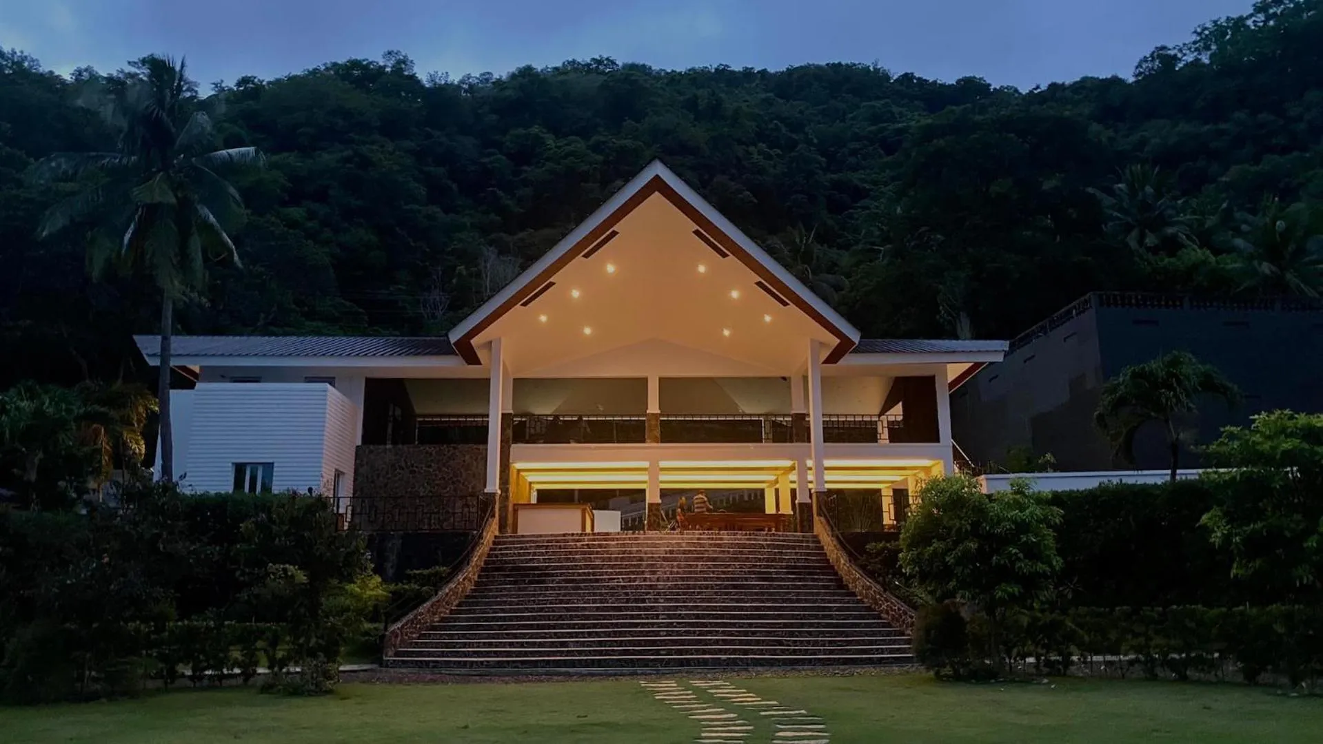 Property building in Amor Laut