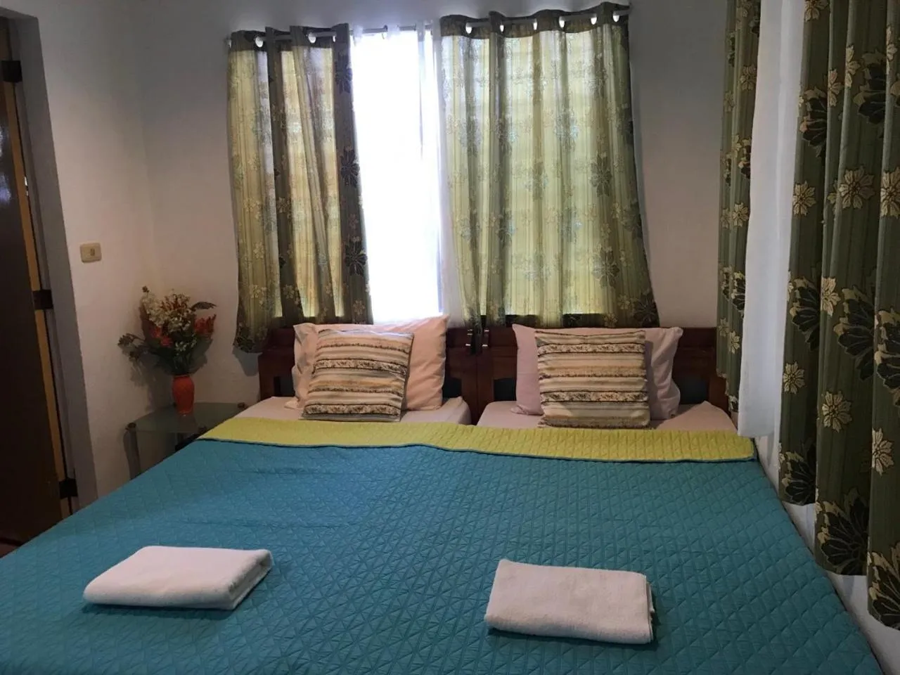 Bed in Gerty's Tourist Inn powered by Cocotel