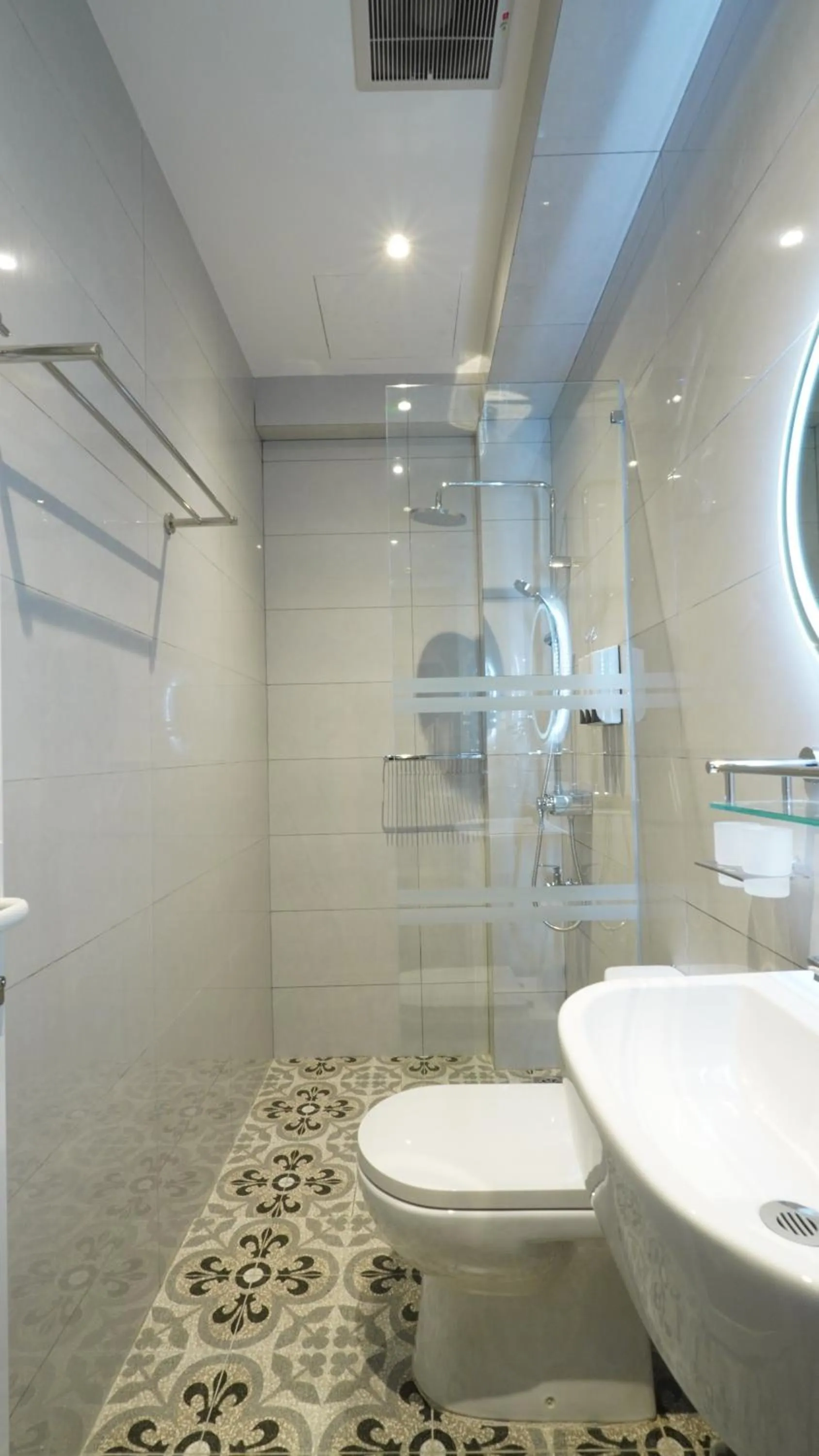 Bathroom in Kimberley Boutique Hotel