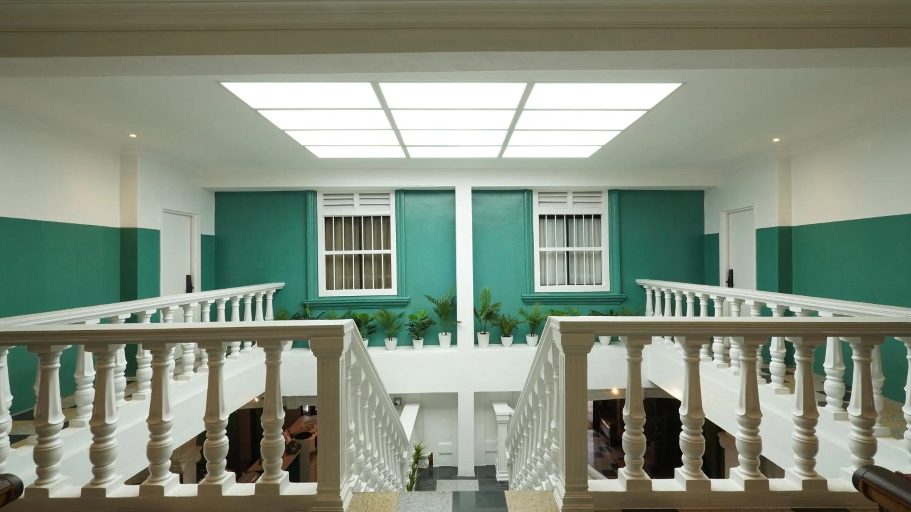 Inner courtyard view in Kimberley Boutique Hotel