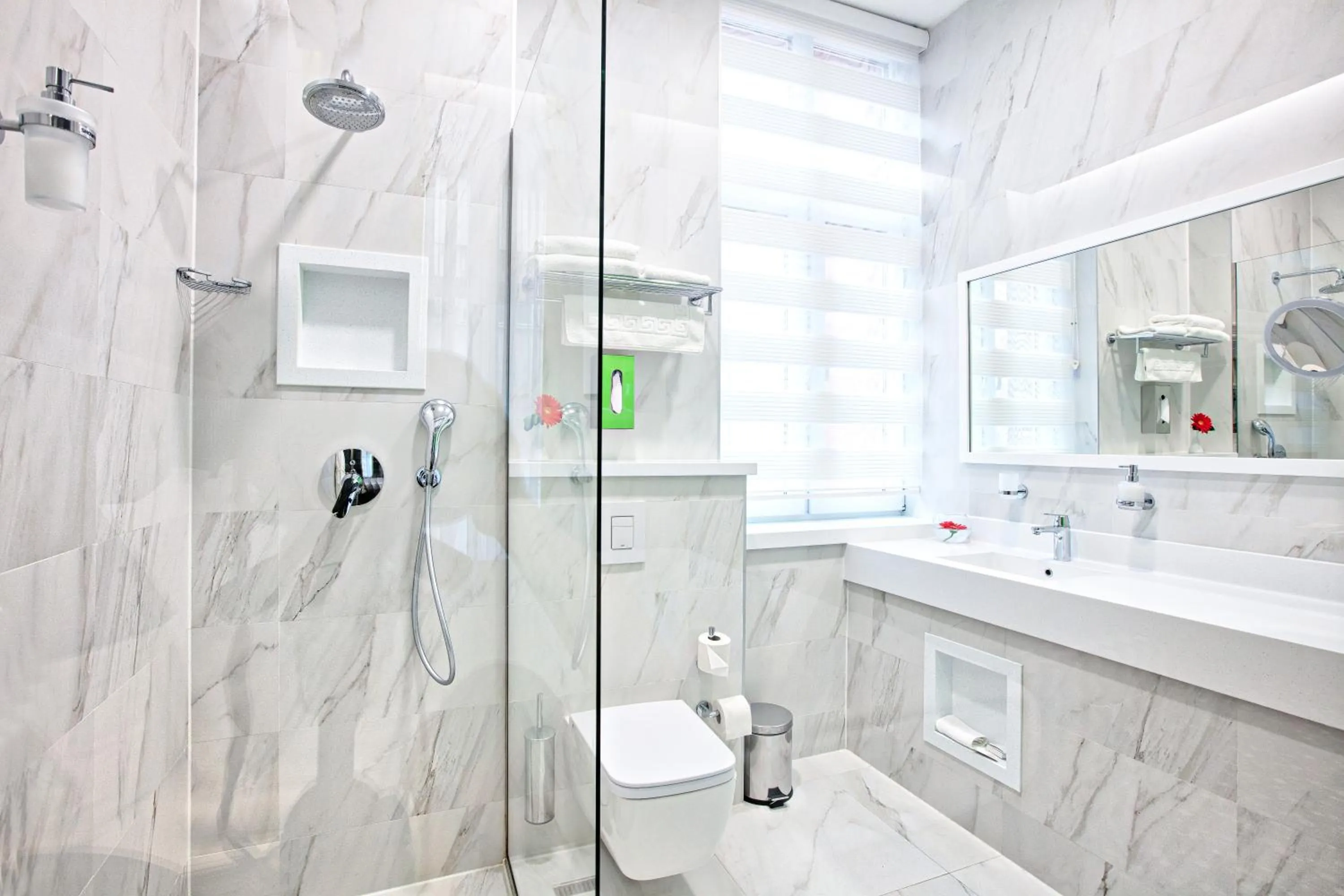 Shower in Hotel Central Sarajevo - Gym, Pool & Spa