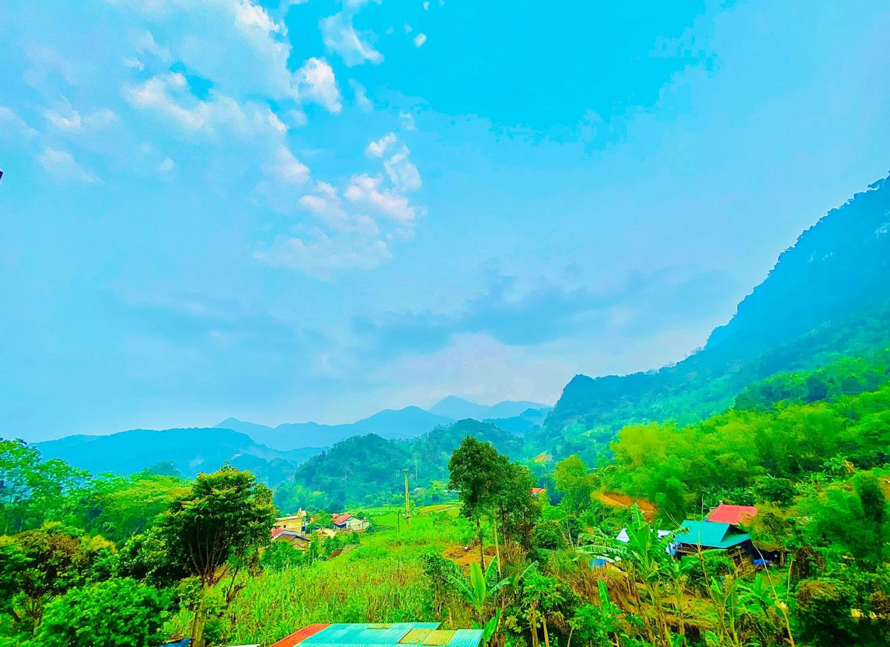 Garden view in An Thảo Ba Bể Hotel
